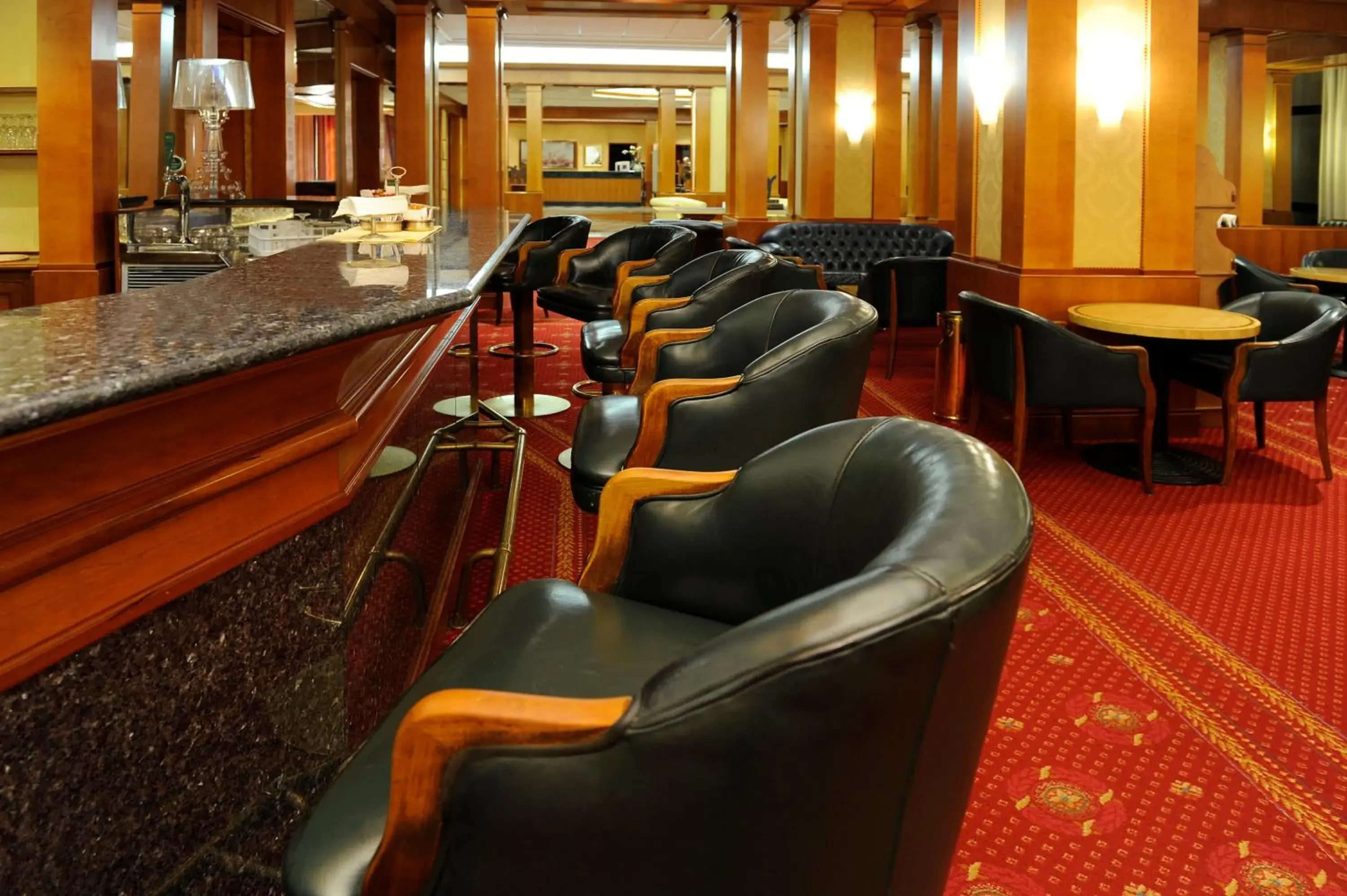 Lounge or bar in Tower Genova Airport - Hotel & Conference Center Lounge or bar in Tower Genova Airport - Hotel & Conference Center