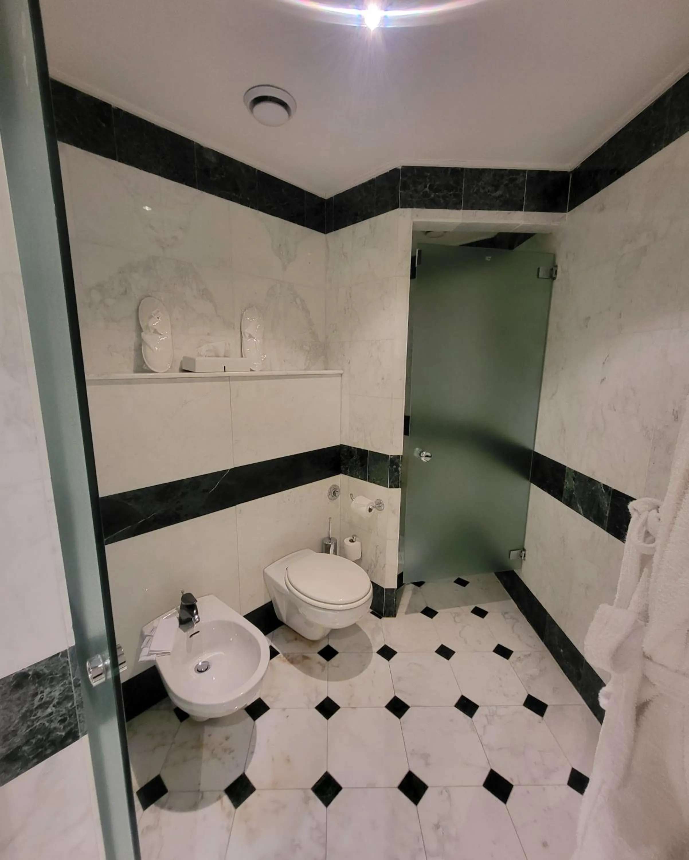 Tower Genova Airport - Hotel & Conference Center