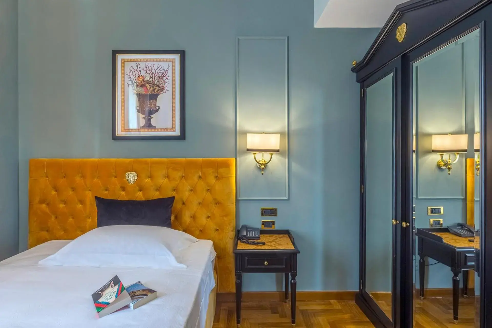 Classic Single Room in Grand Hotel Villa Politi Classic Single Room in Grand Hotel Villa Politi