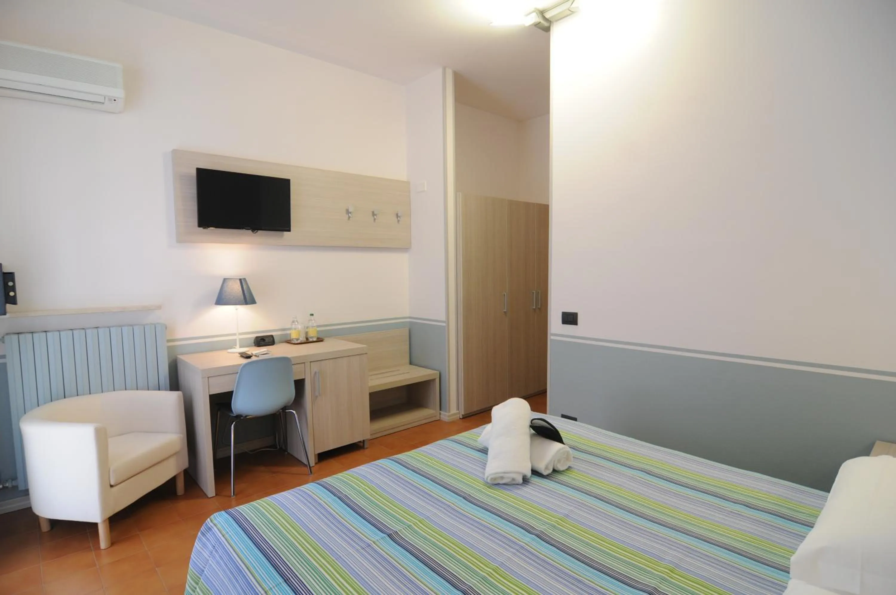 Bed in Hotel Astoria