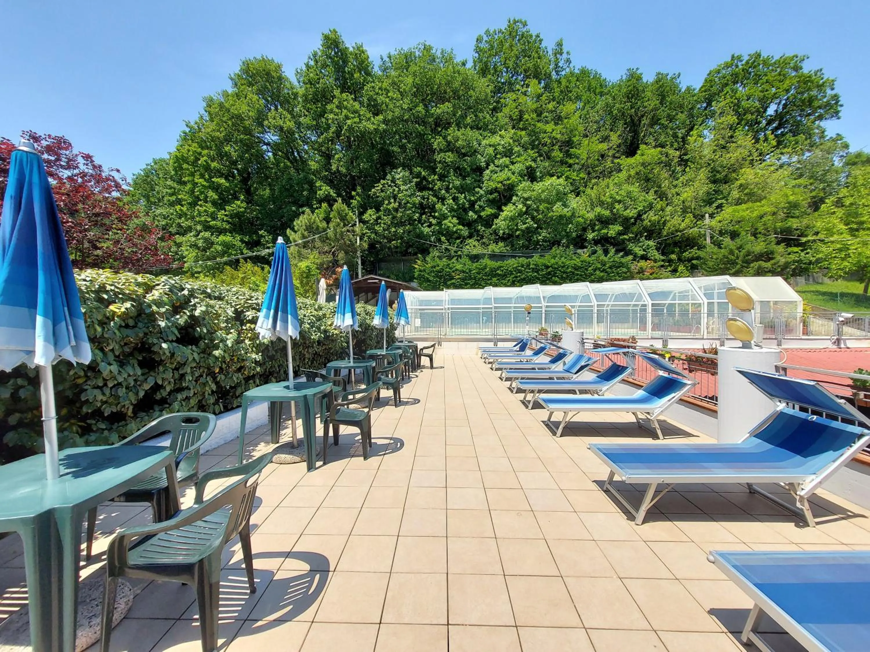 Pool view in Hotel Astoria