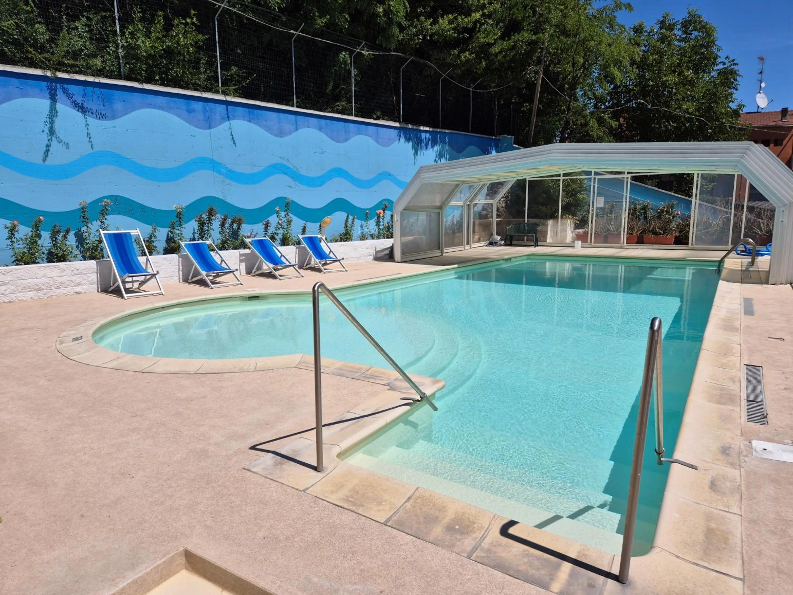 Swimming pool in Hotel Astoria