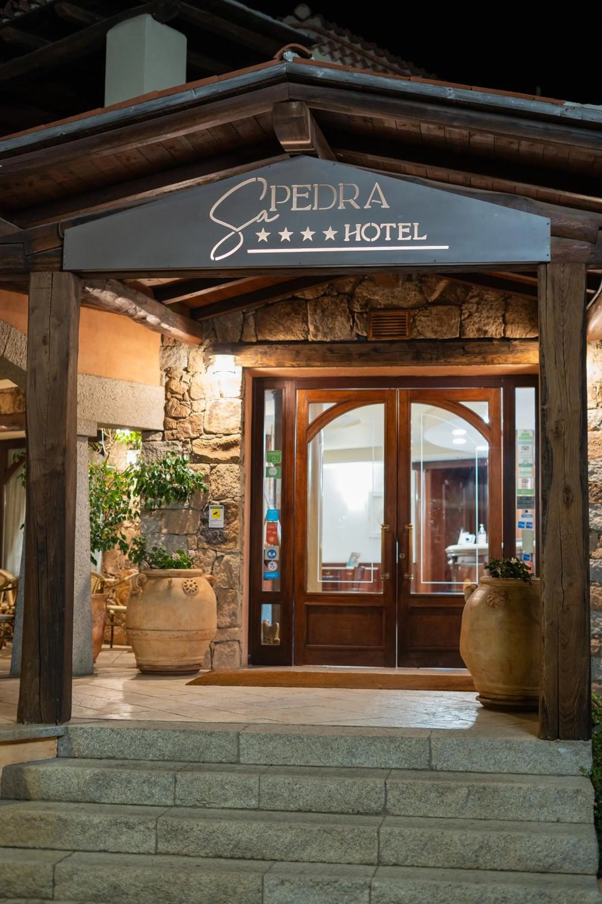 Facade/entrance in Hotel Sa Pedra