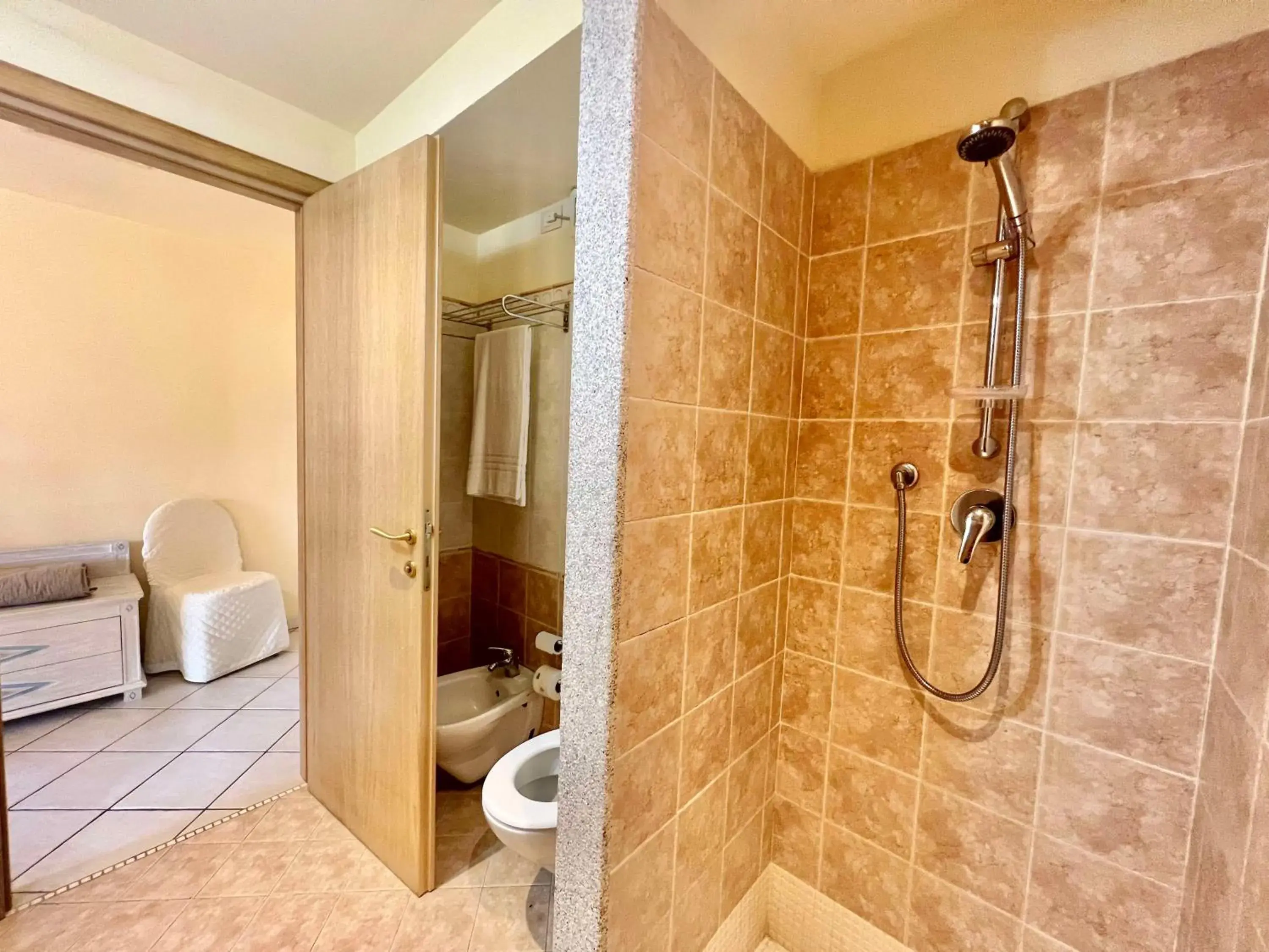 Bathroom in Hotel Sa Pedra Bathroom in Hotel Sa Pedra