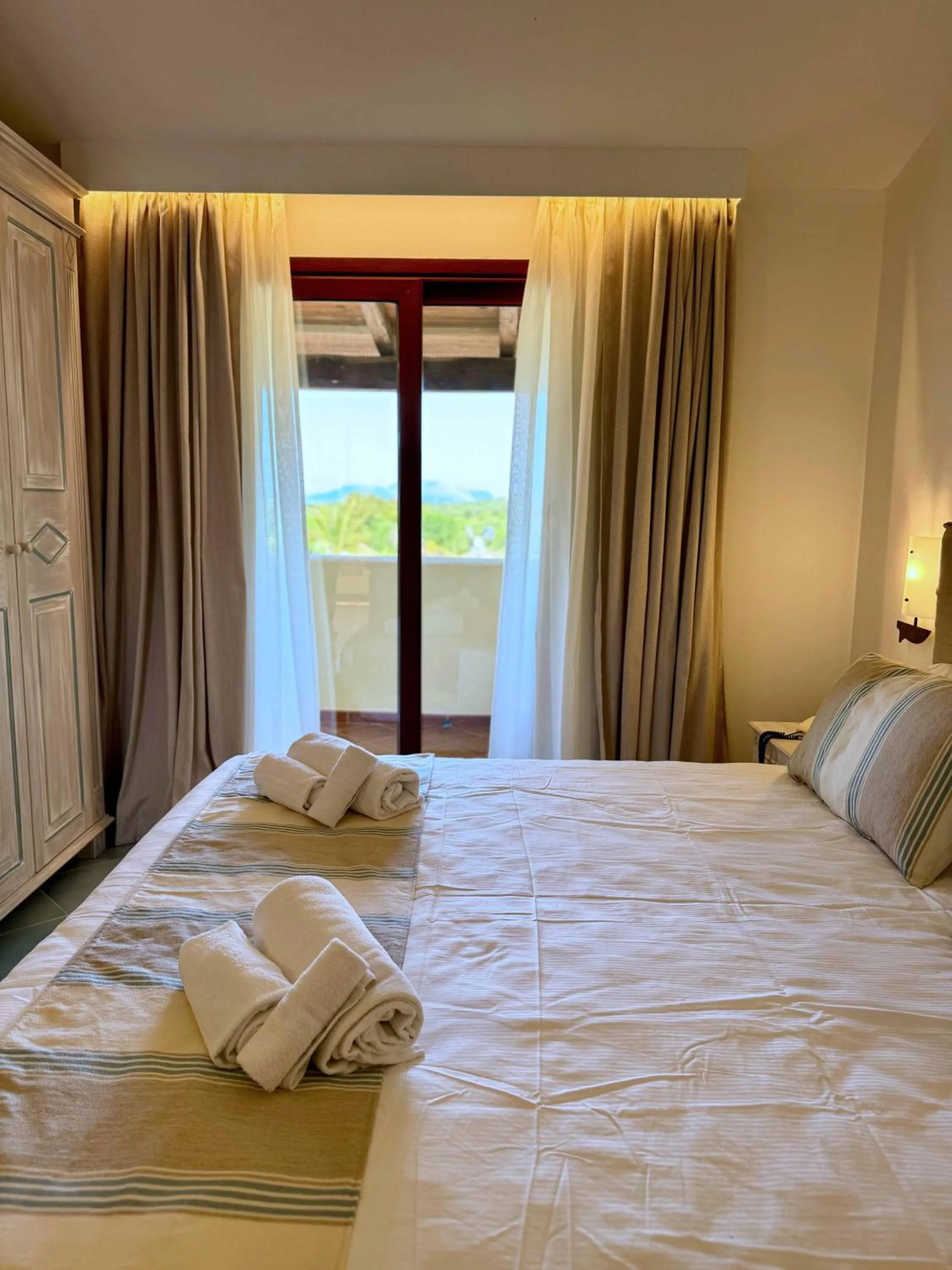 Bed in Hotel Sa Pedra