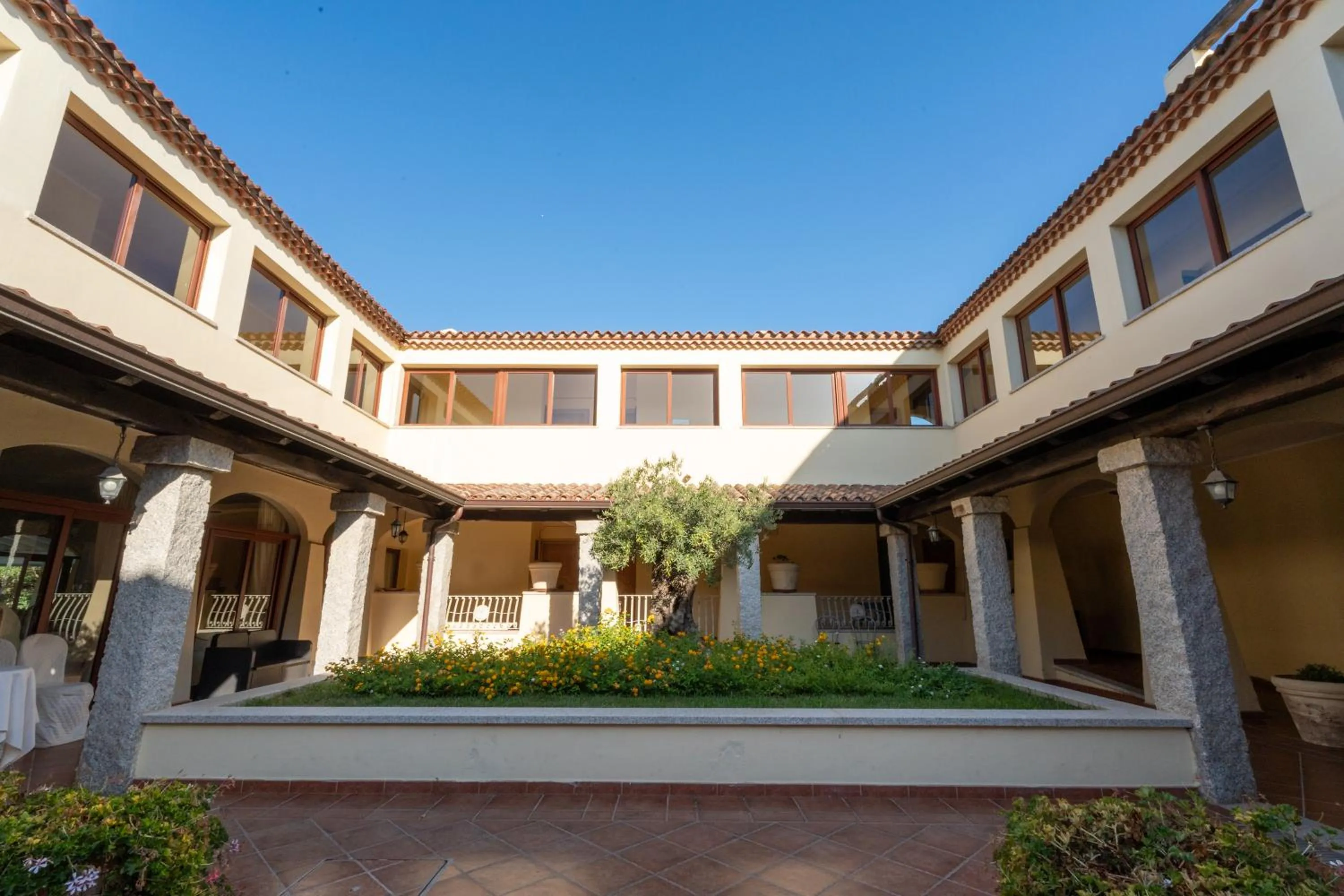Patio in Hotel Sa Pedra