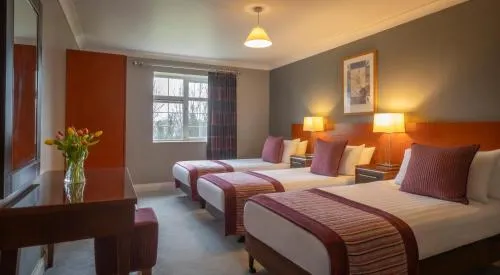 Bedroom, Bed in Killarney Flesk River Apartments