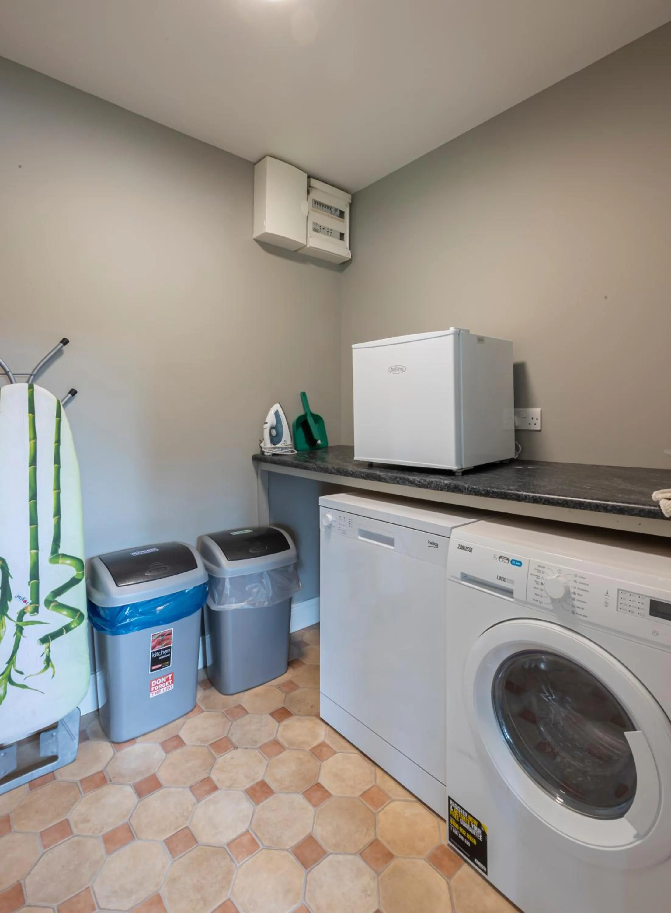 washing machine in Killarney Flesk River Apartments
