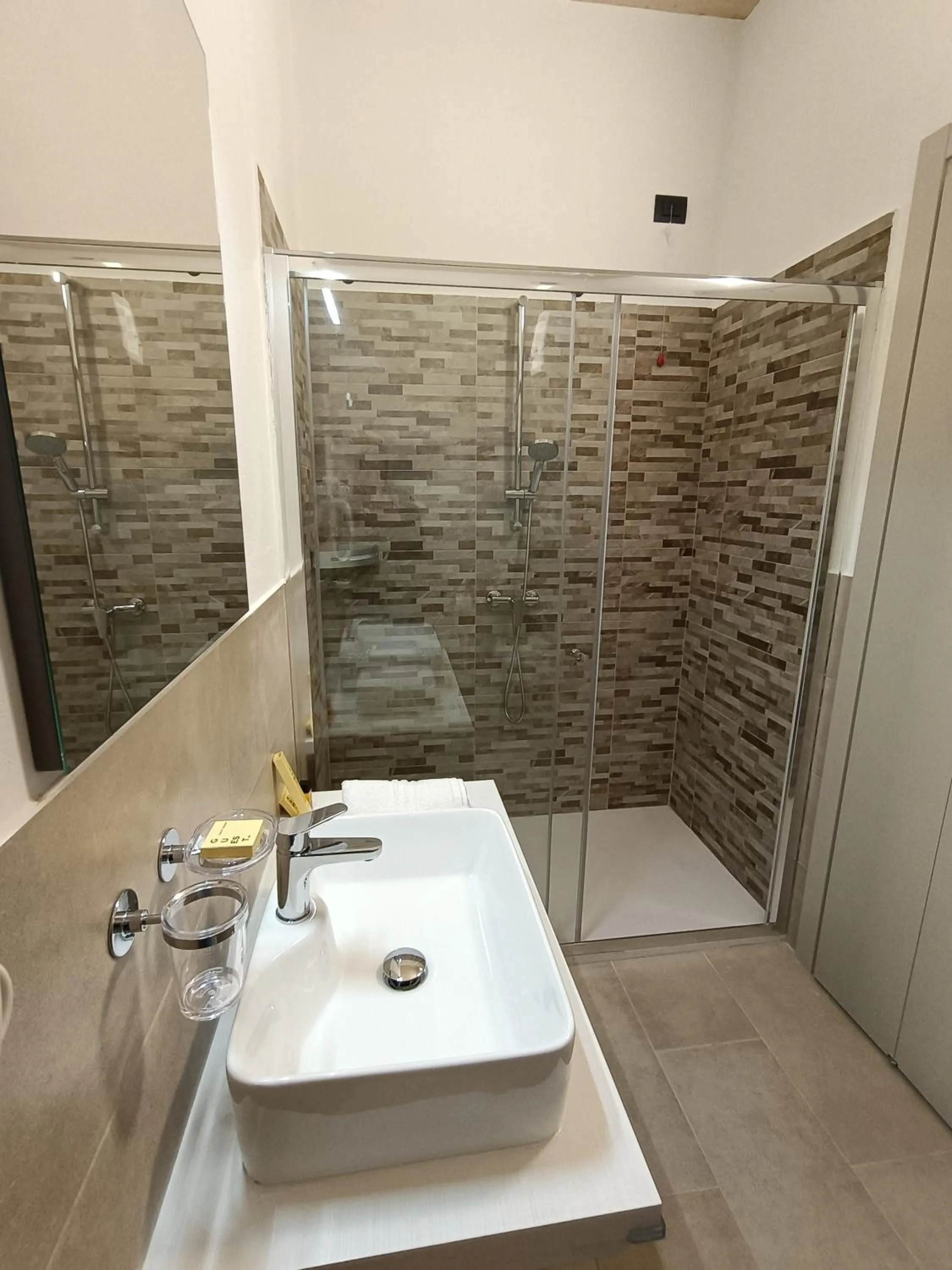 Bathroom in Il B&B di PIAZZA MOTTA