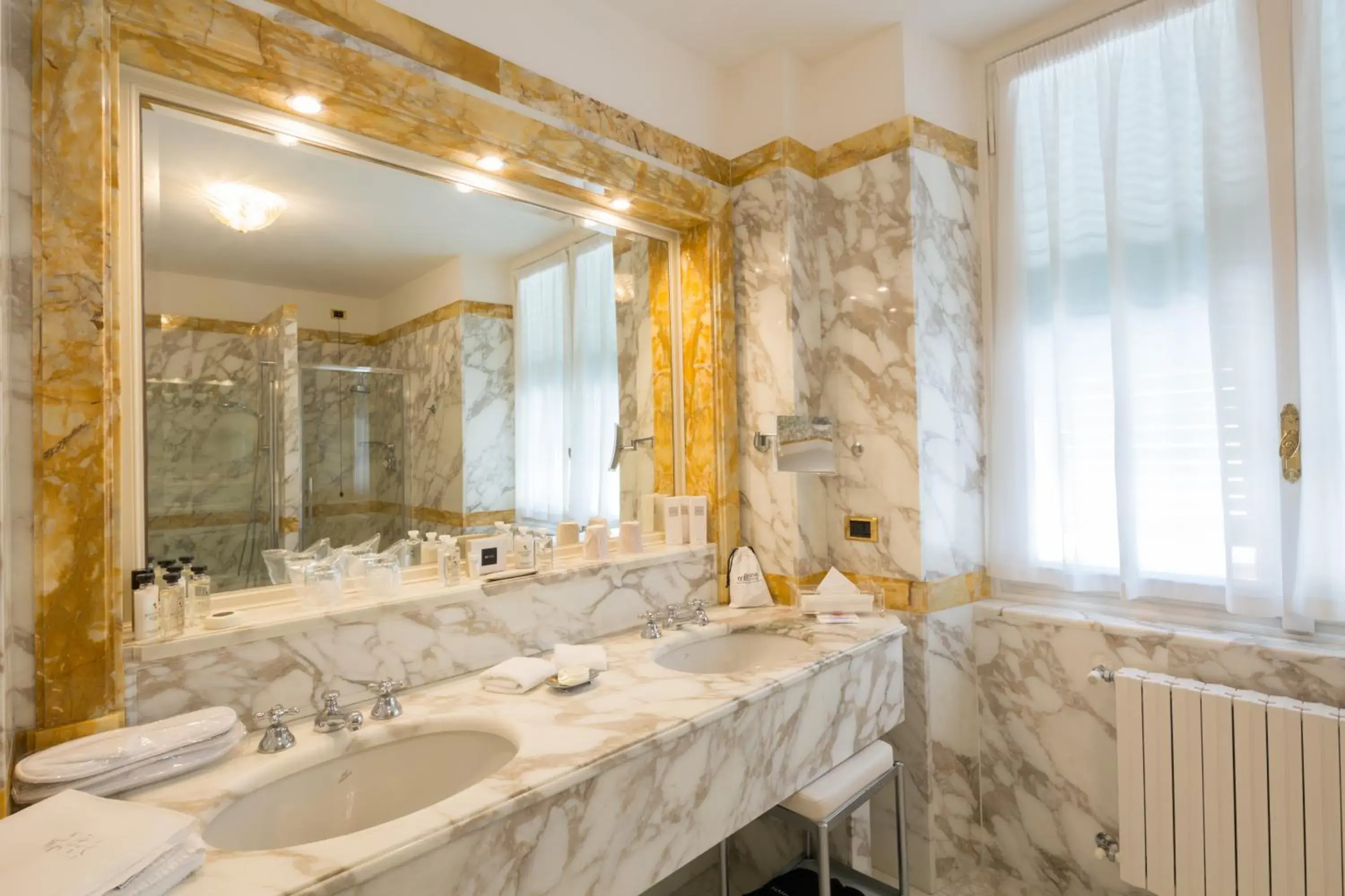 Imperial Suite with Terrace - Adults Only in Imperiale Palace Hotel Imperial Suite with Terrace - Adults Only in Imperiale Palace Hotel