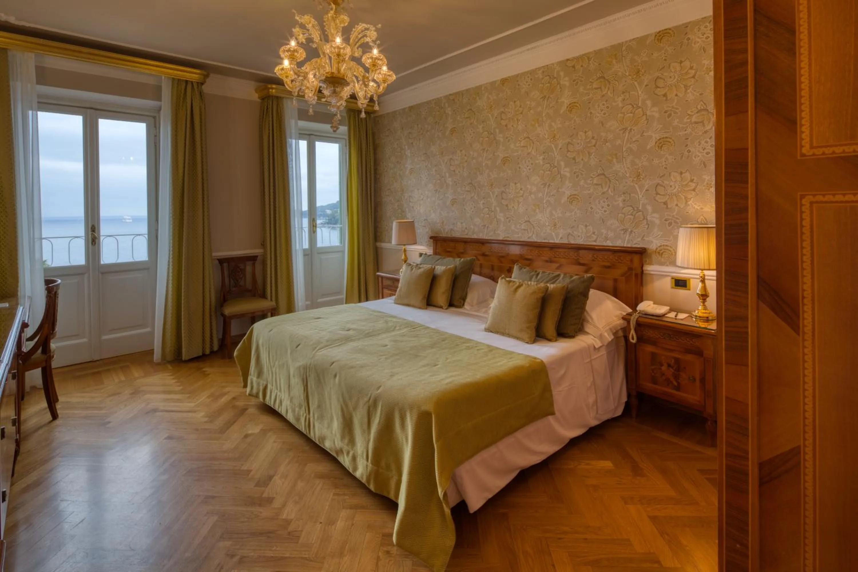 Photo of the whole room, Bed in Imperiale Palace Hotel