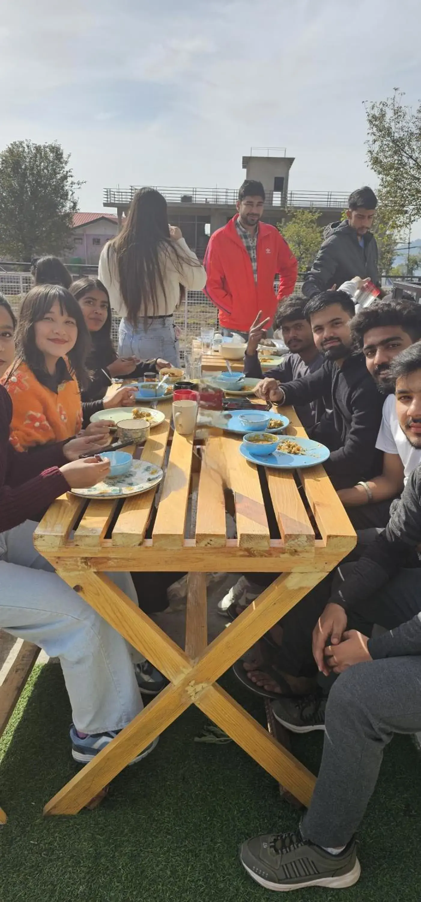 Restaurant/places to eat in The Bunksters Bir Restaurant/places to eat in The Bunksters Bir