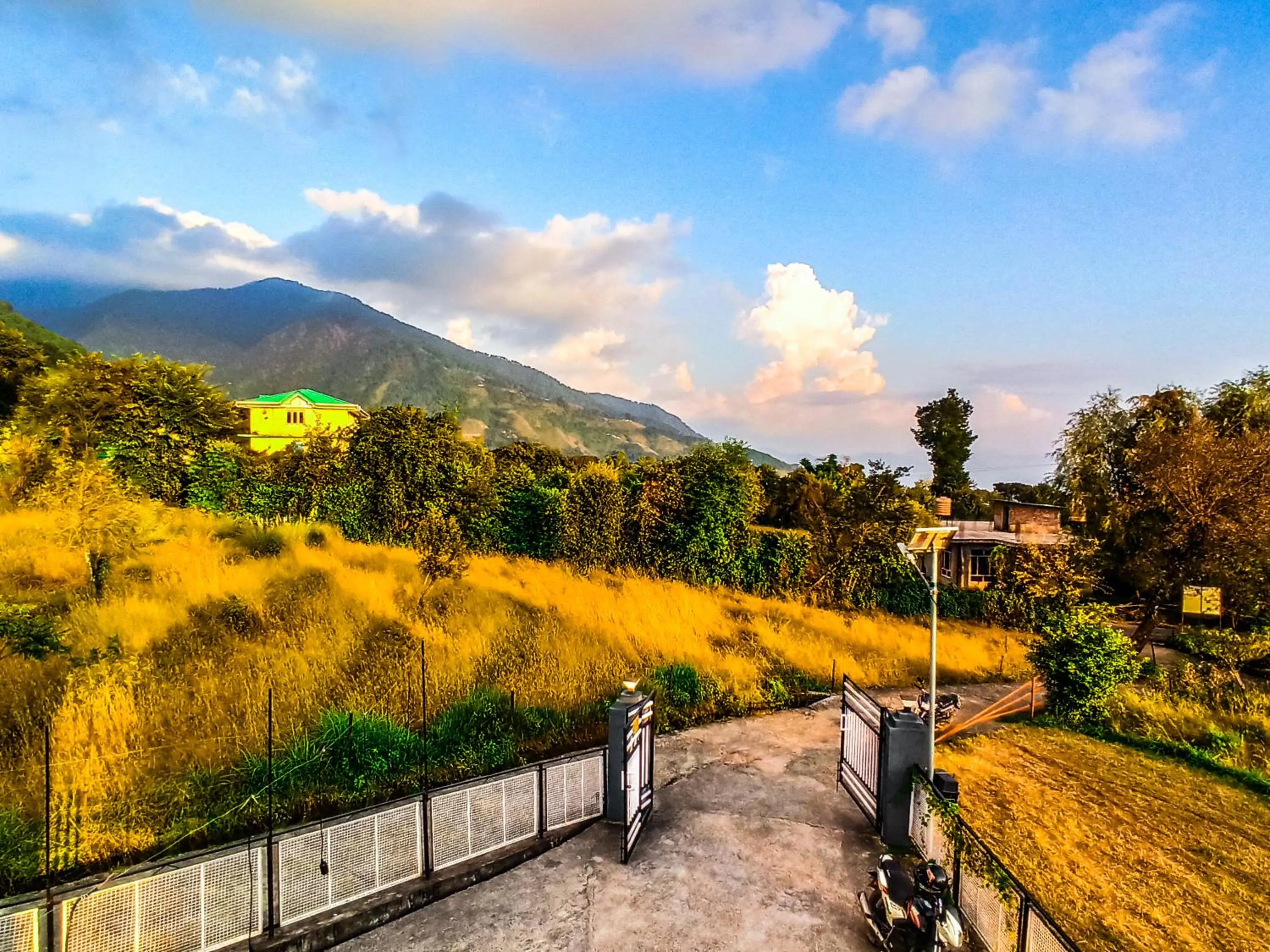 Nearby landmark in The Bunksters Bir