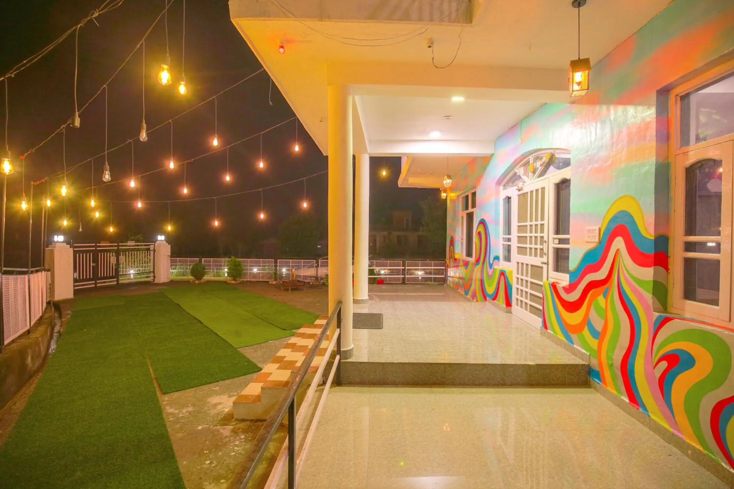 Property building in The Bunksters Bir Property building in The Bunksters Bir