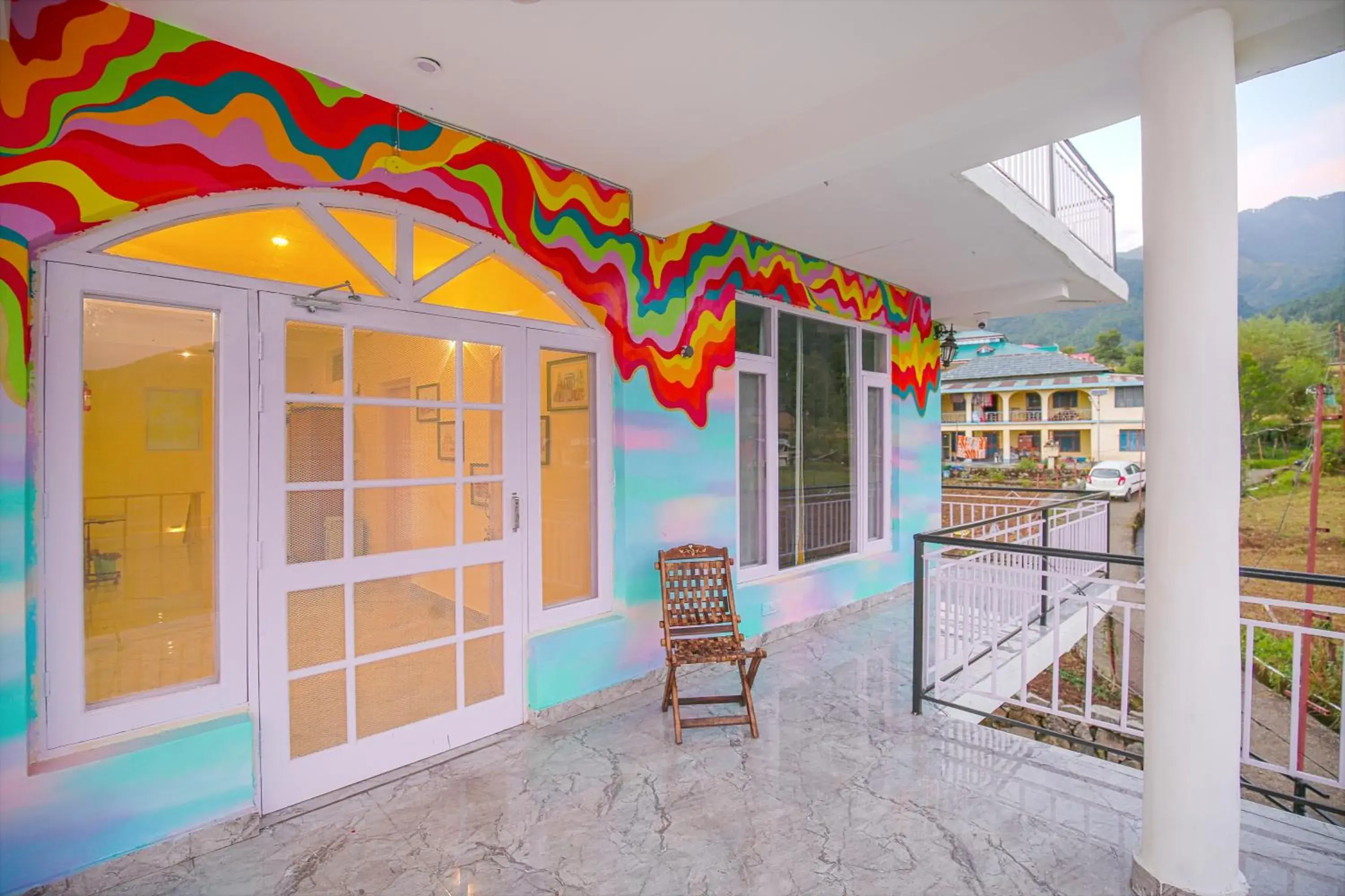 Property building in The Bunksters Bir Property building in The Bunksters Bir