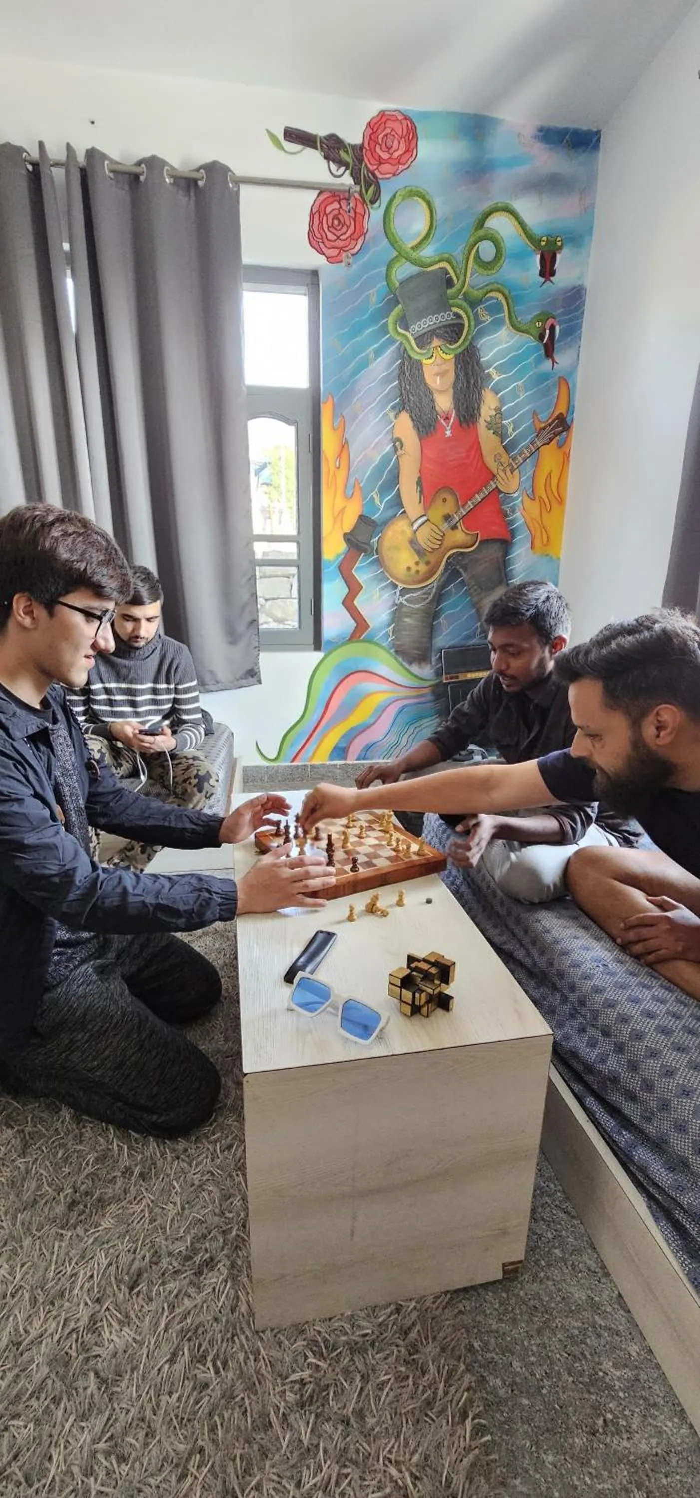 Communal lounge/ TV room in The Bunksters Bir