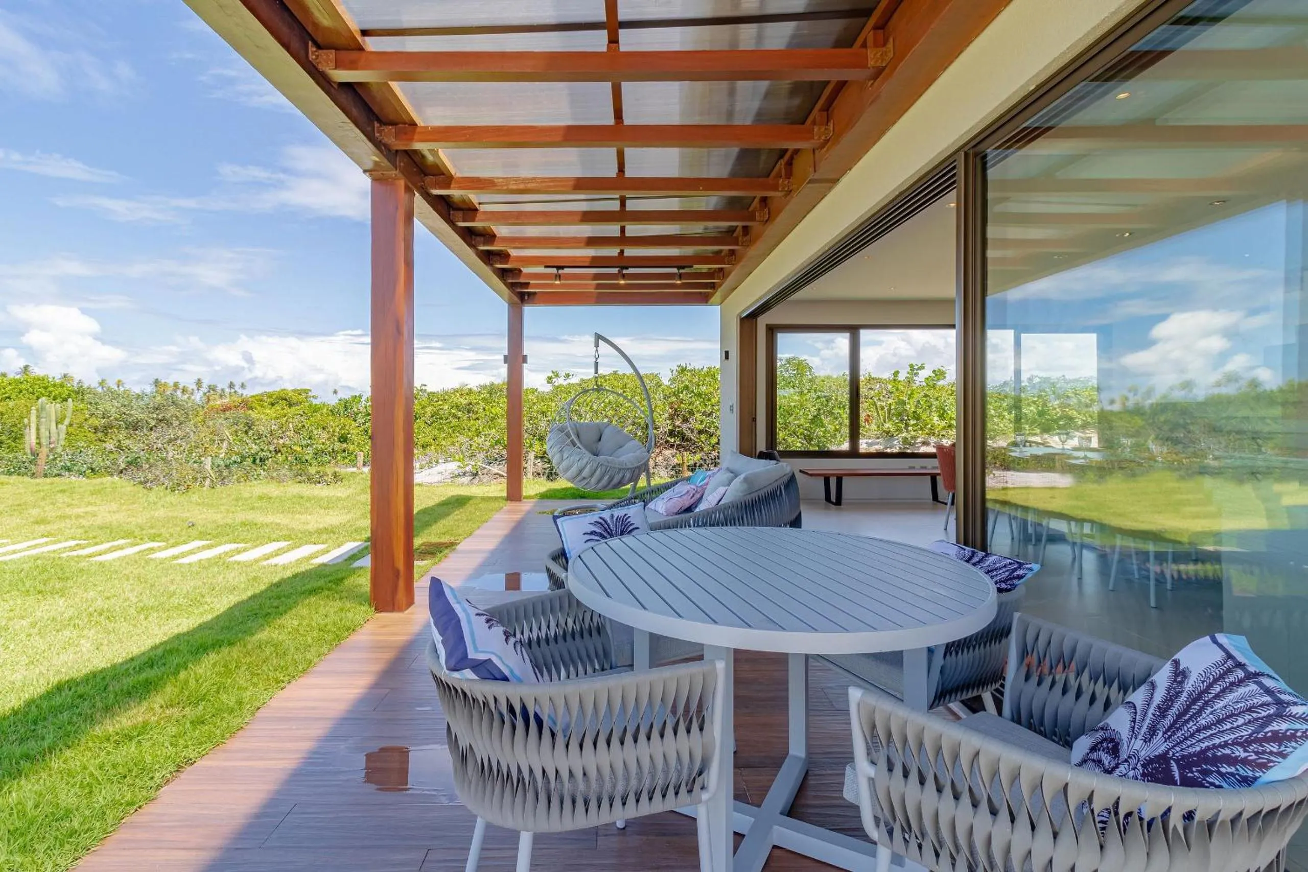 Balcony/Terrace in SA05 Excelente Casa 5 Suítes - Condomínio Reserva de Sauípe