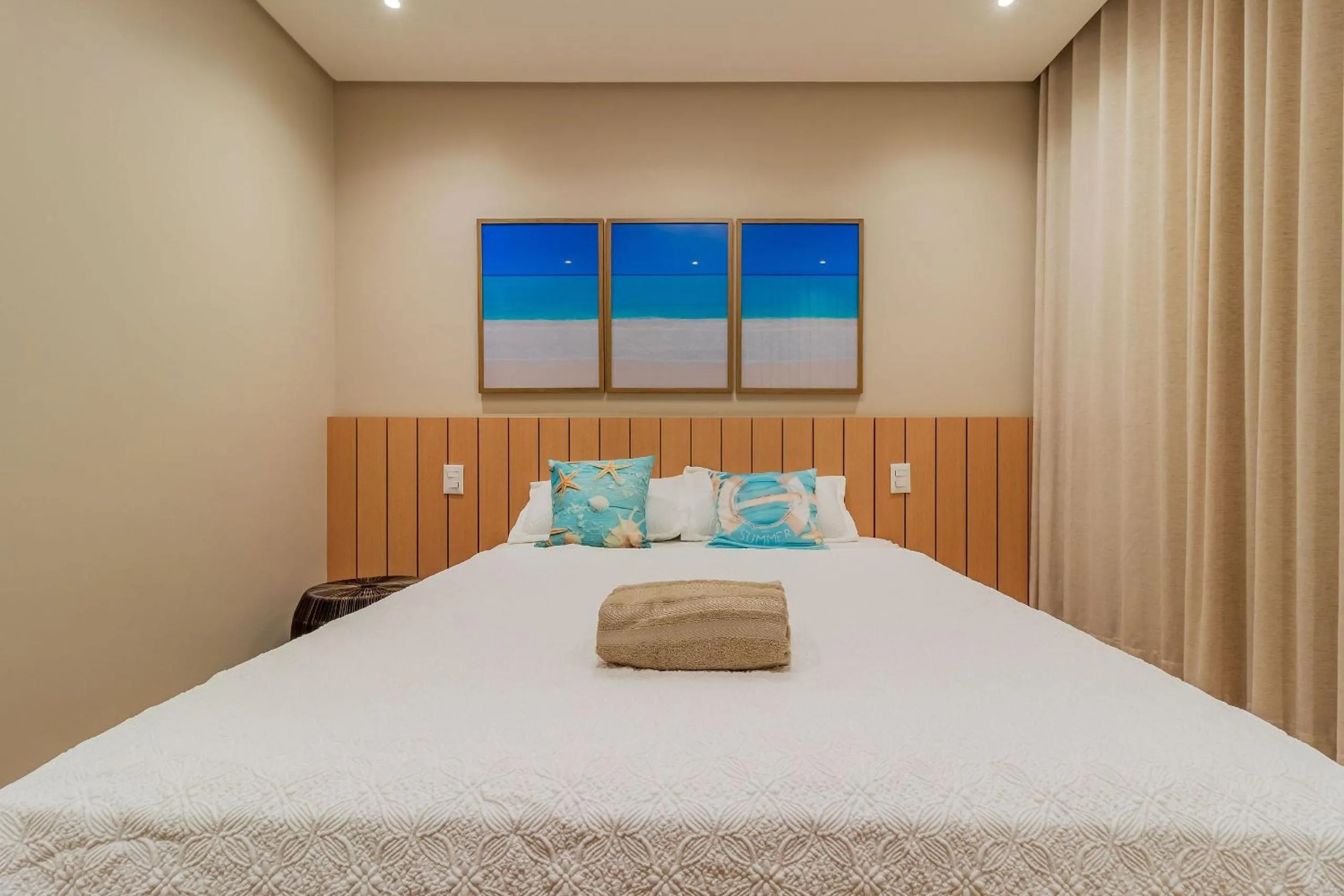 Bedroom, Bed in SA05 Excelente Casa 5 Suítes - Condomínio Reserva de Sauípe