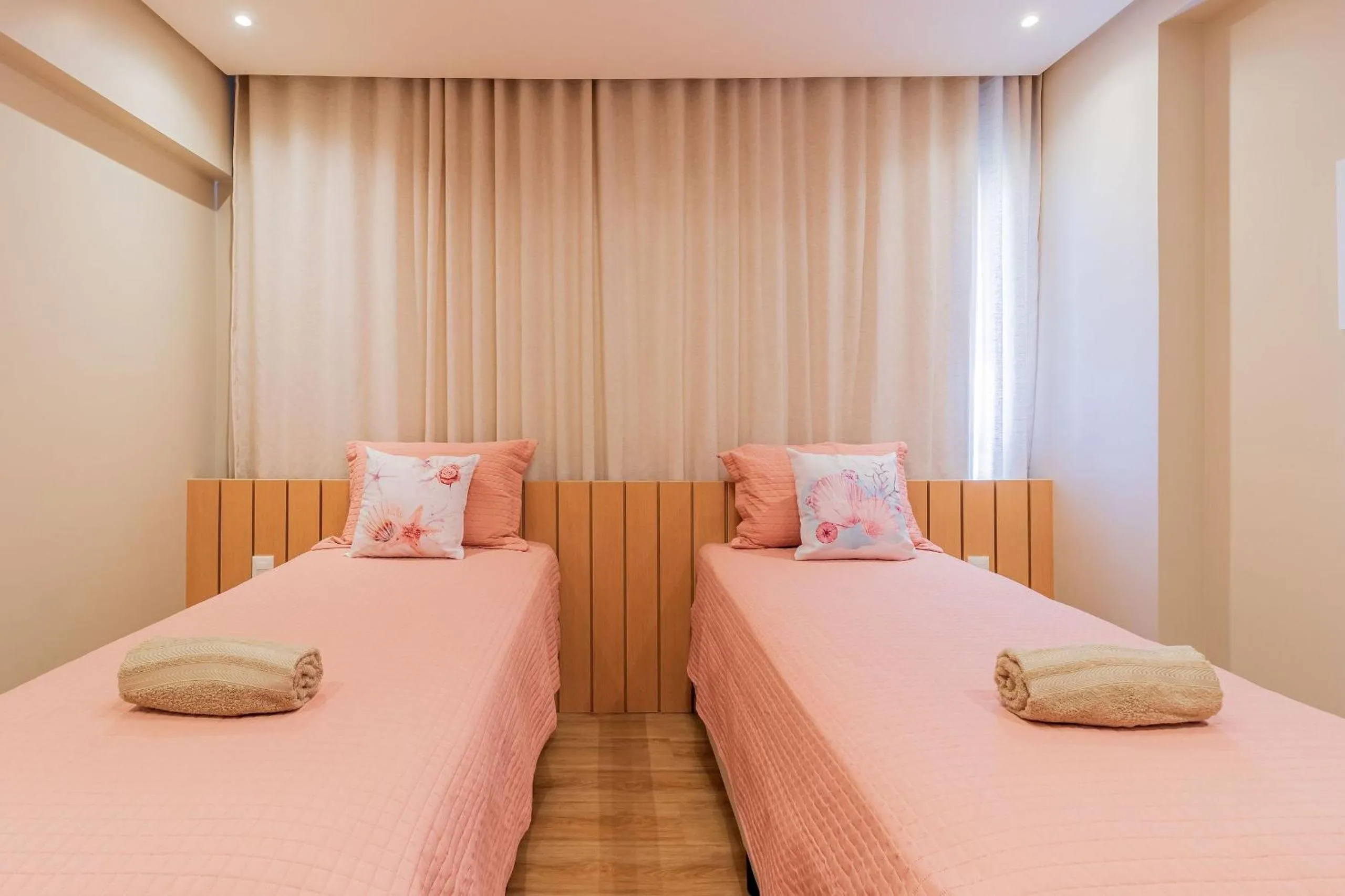 Bedroom, Bed in SA05 Excelente Casa 5 Suítes - Condomínio Reserva de Sauípe