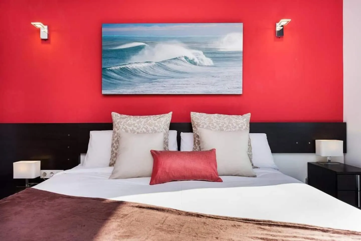 Bed in Modern Luxury Apartment Fira Bcn