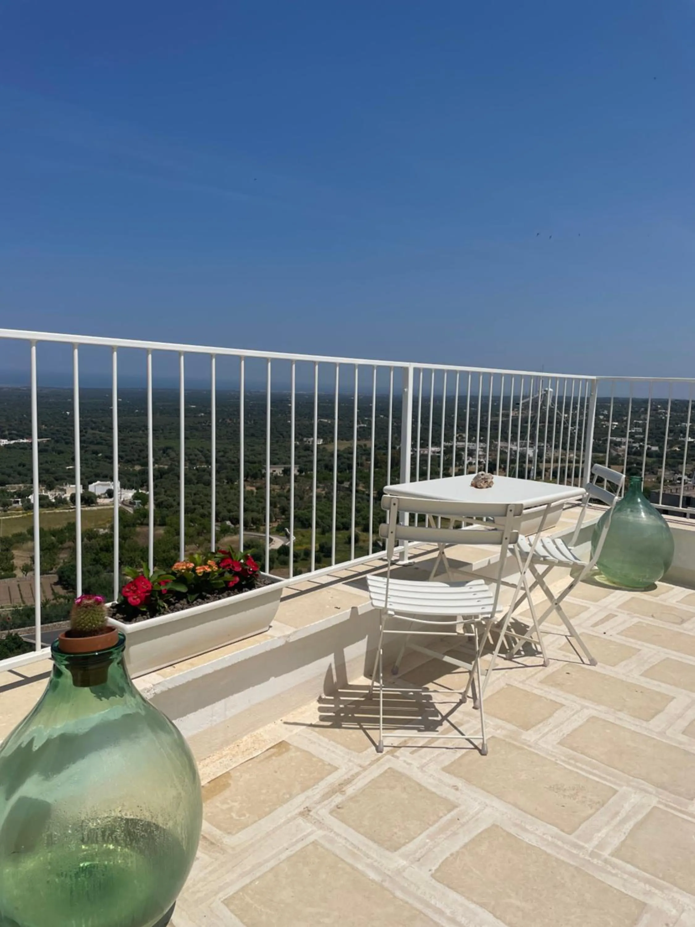 Balcony/Terrace in BELLE HOME OSTUNI vasca vista mare