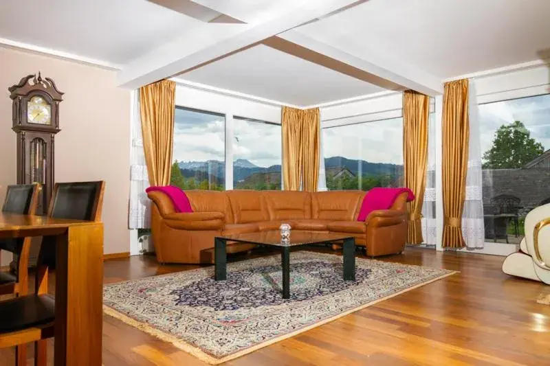 Apartment - single occupancy - Ground Floor in Hotel Swiss Views Apartment - single occupancy - Ground Floor in Hotel Swiss Views