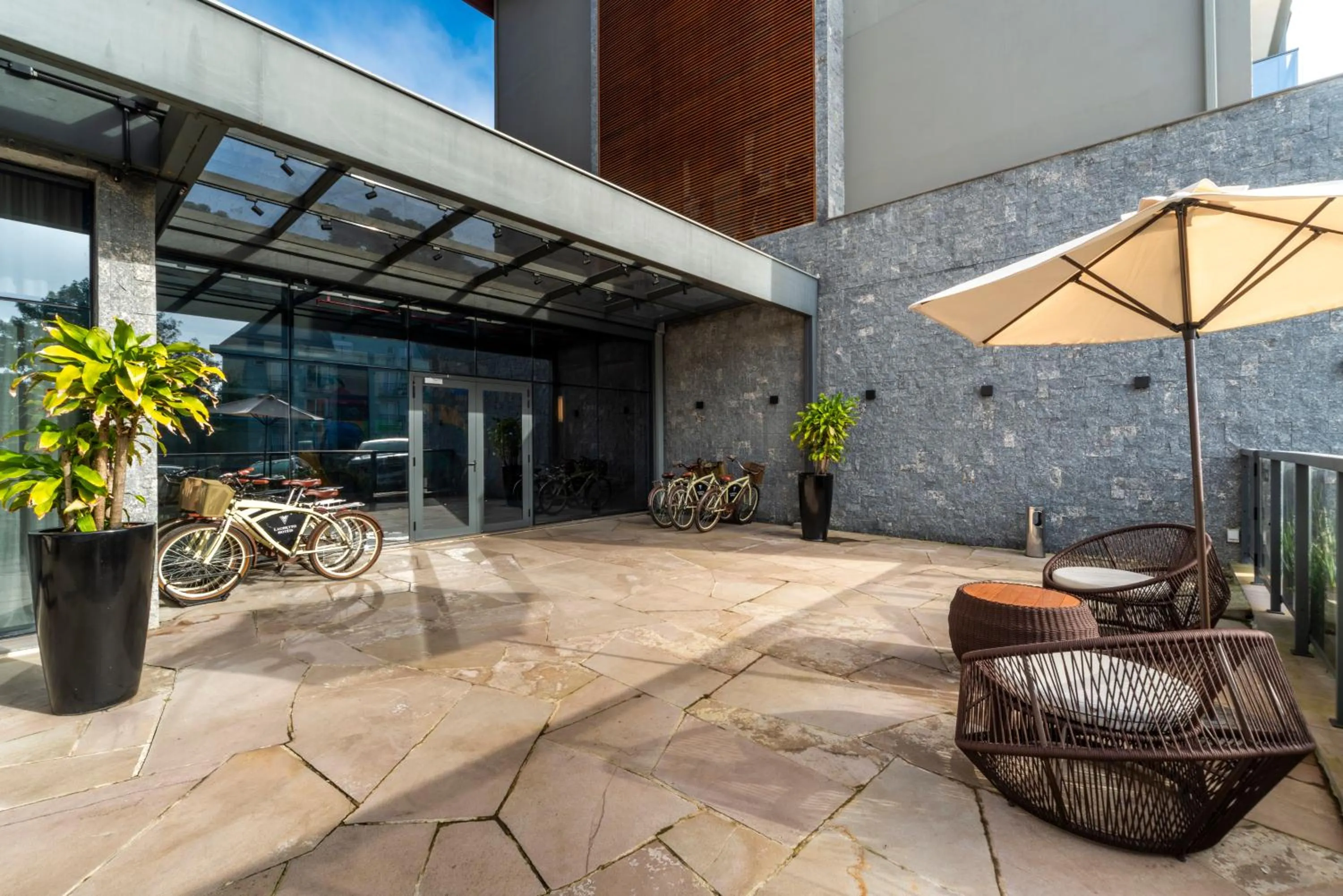 Area and facilities in Laghetto Canela