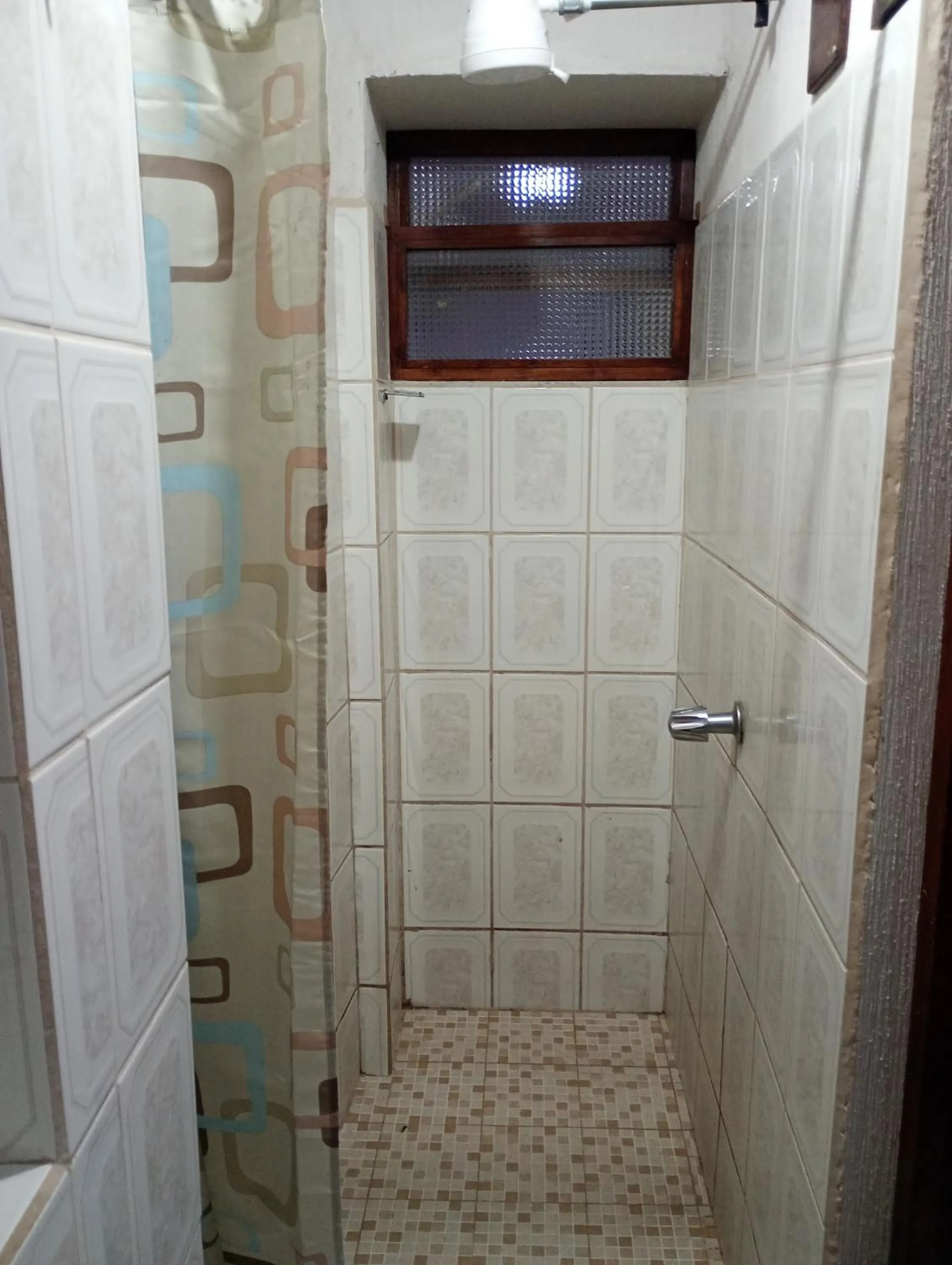 Shower in Hotel Casolia