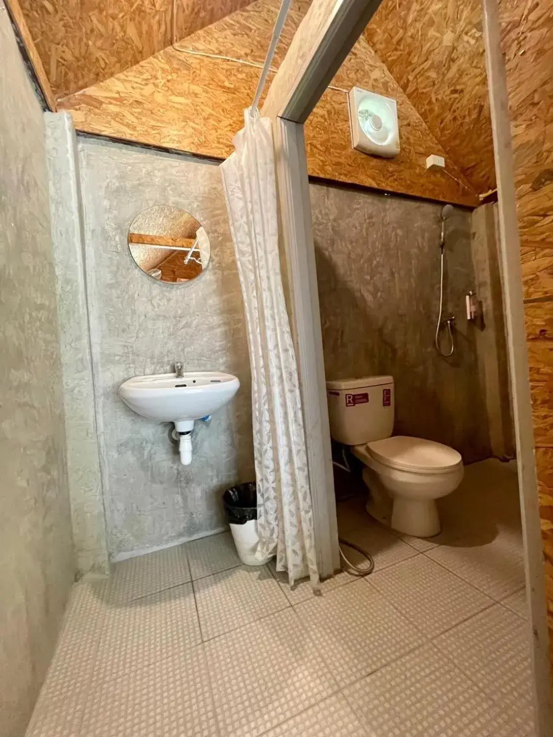 3 Pok Maewang jinxiang Gold elephant park 3 Pok Maewang jinxiang Gold elephant park