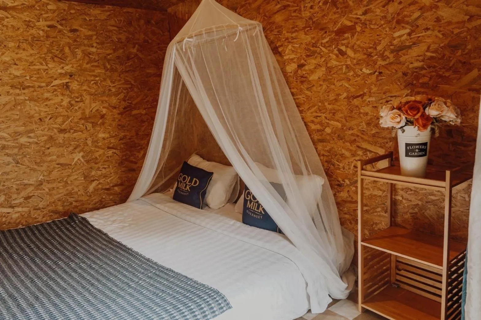 Bedroom, Bed in 3 Pok Maewang jinxiang Gold elephant park