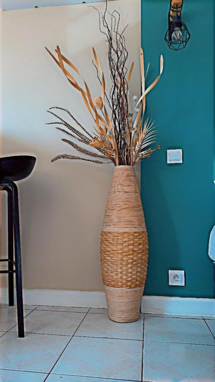 Decorative detail in Lilibellule - Apt 107