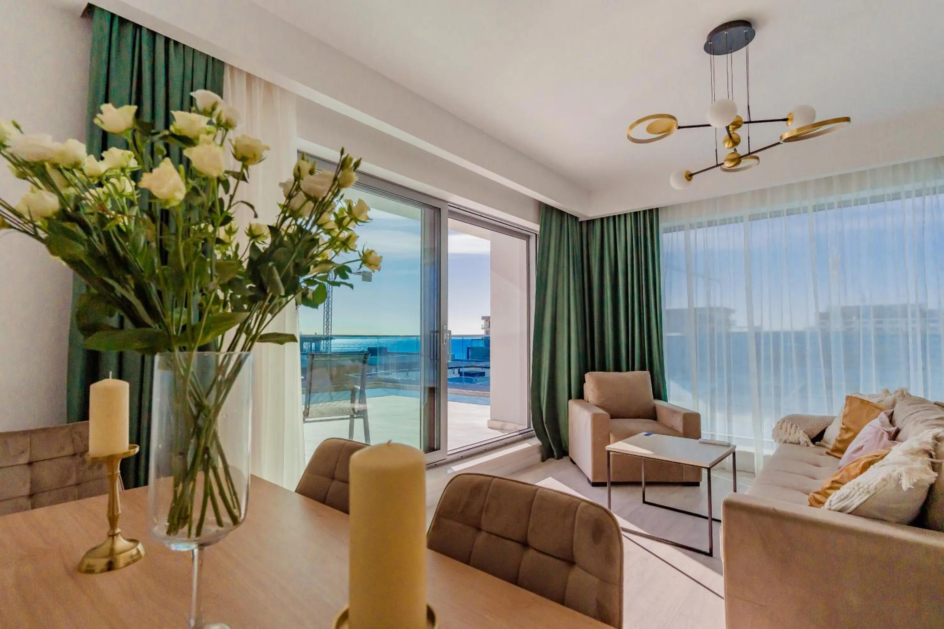 Seating area in WAVE 4 Apartments Mamaia Nord