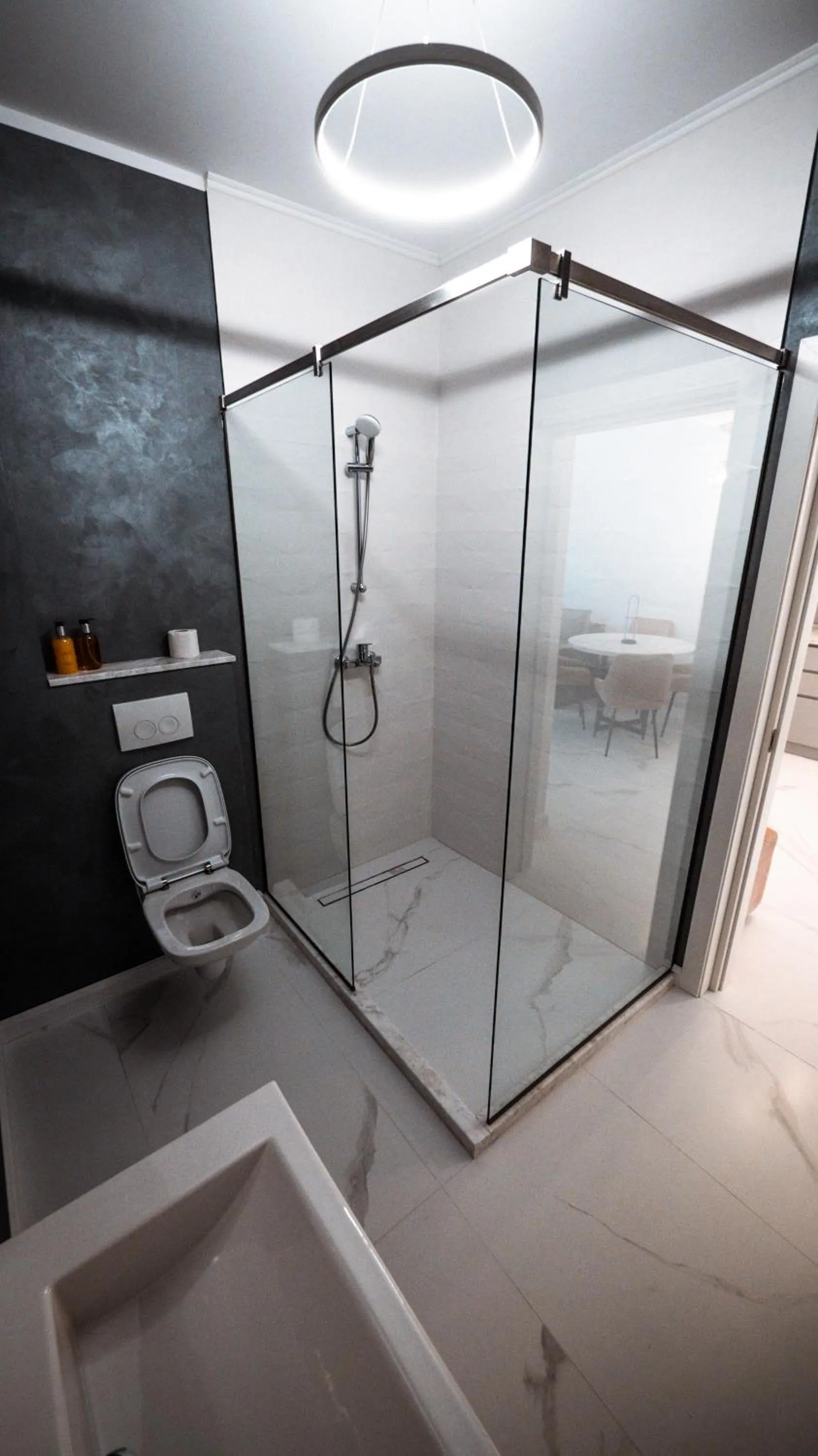 Bathroom in WAVE 4 Apartments Mamaia Nord