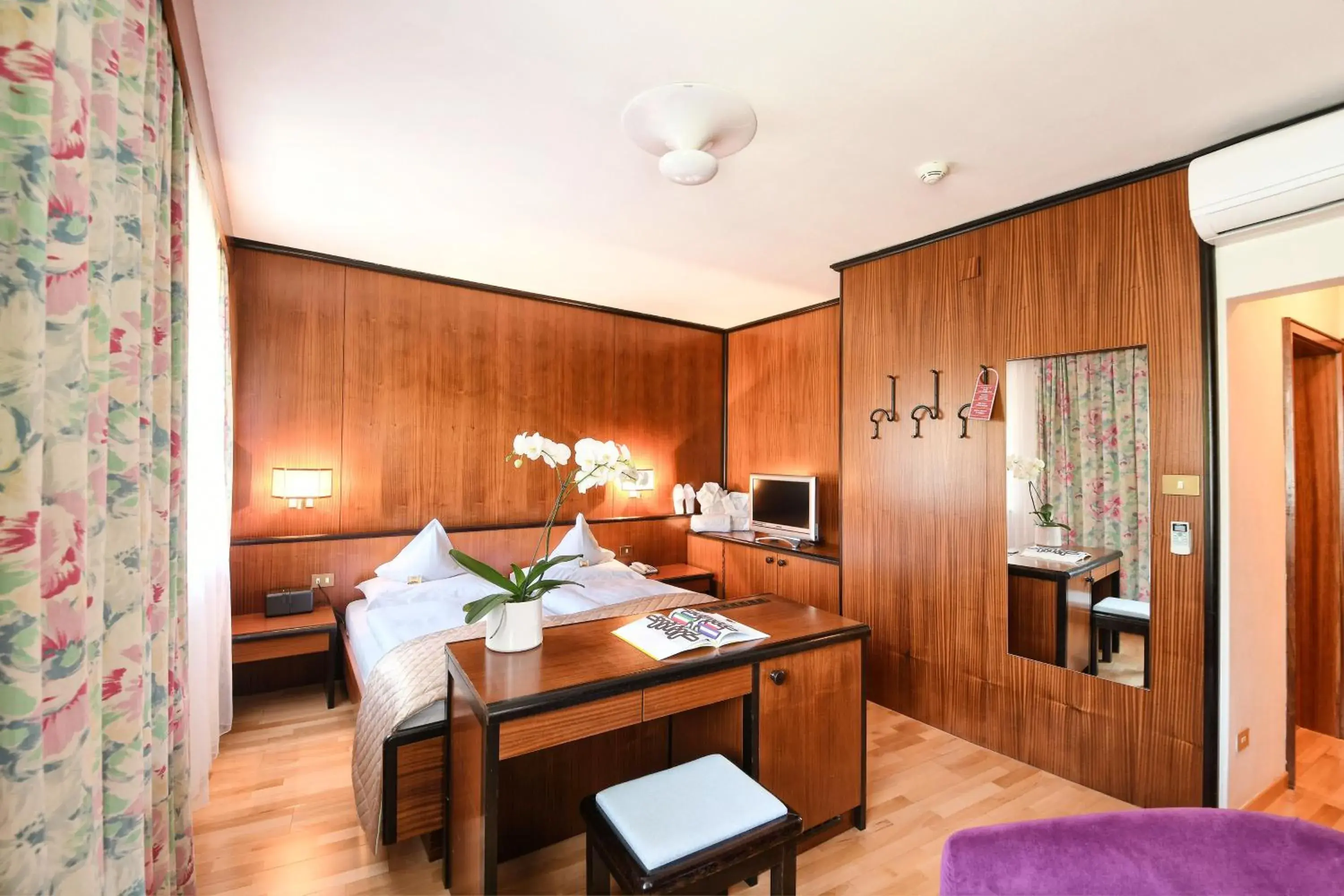 Double Room - East Facing in Hotel Juliane Double Room - East Facing in Hotel Juliane