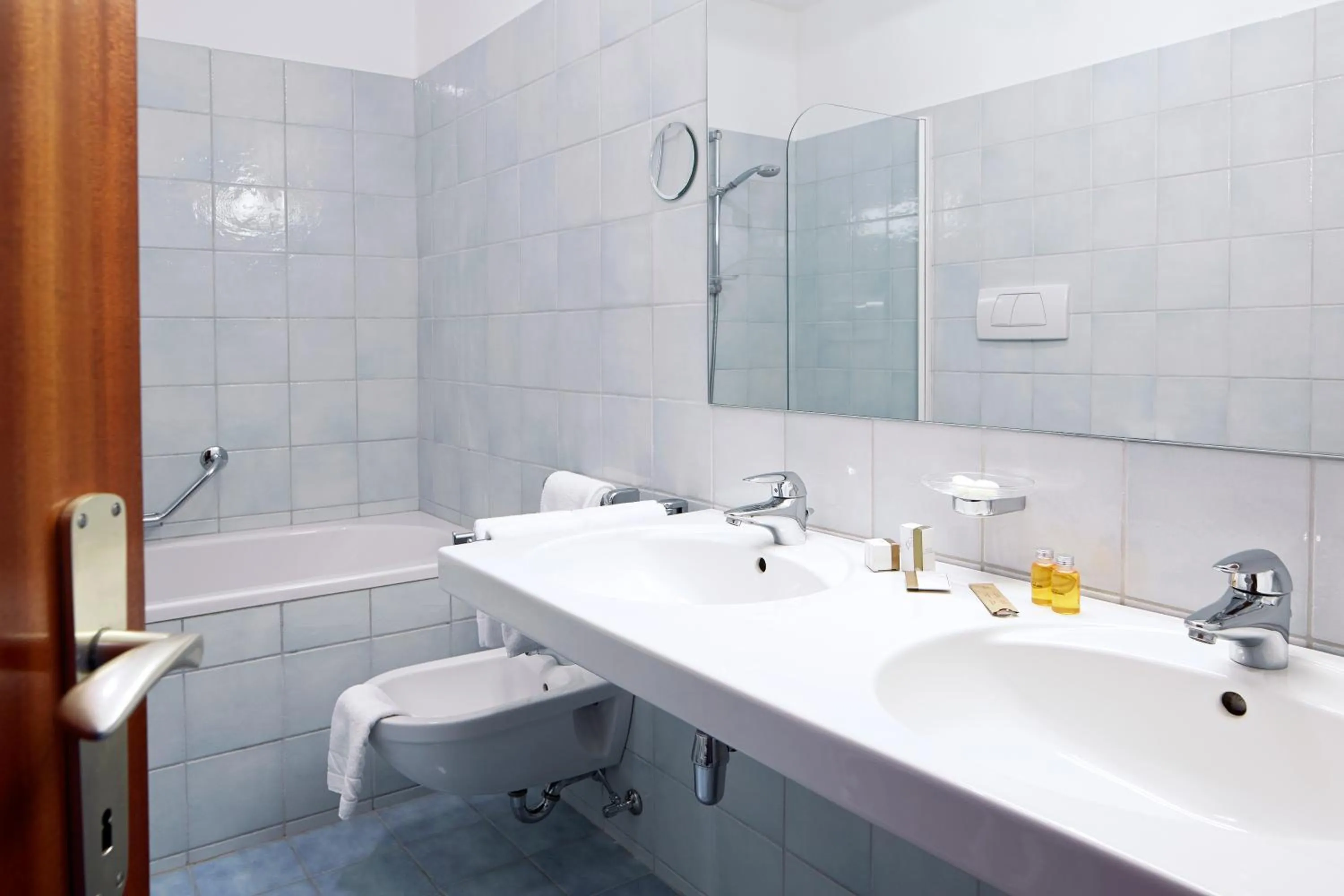 Bathroom in Hotel Juliane