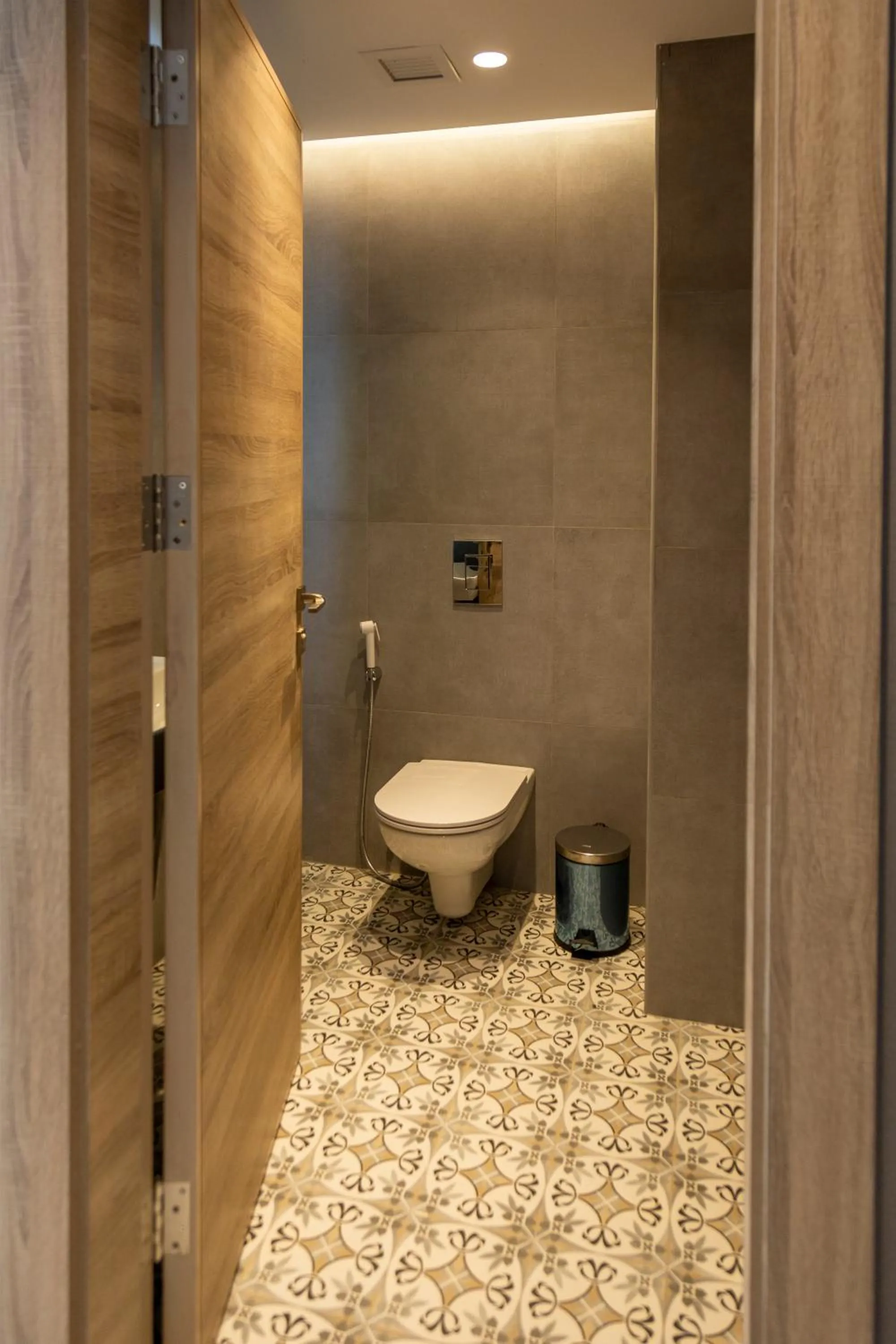 Toilet in Liv Weibdeh Hotel Suites