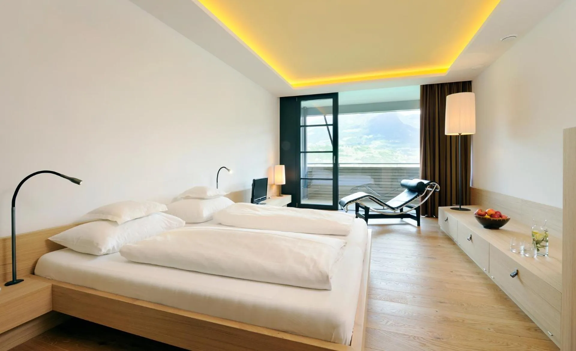 Natural landscape, Bed in Bio & Wellnesshotel Pazeider - Healing Garden above Meran