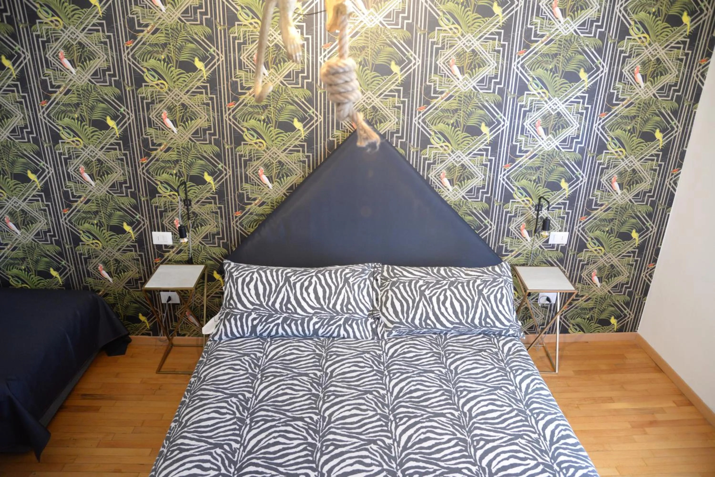 Bed in House of Trento - NO Reception