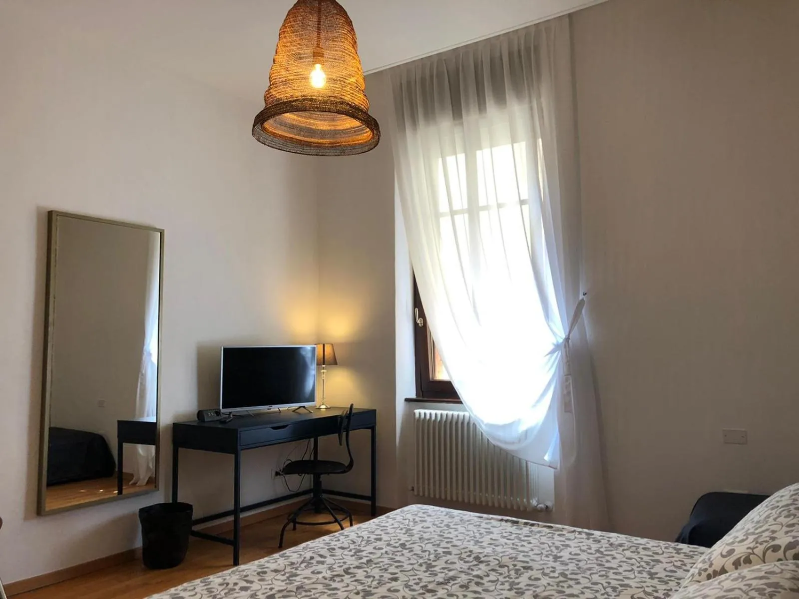 Bed in House of Trento - NO Reception