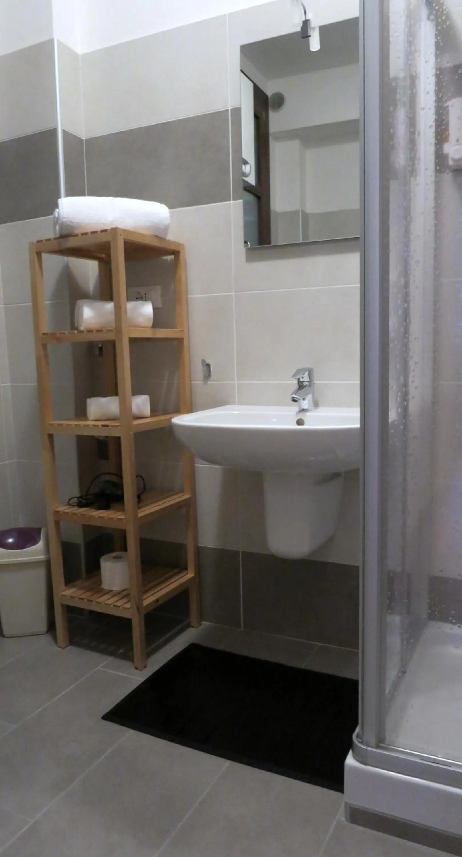 Bathroom in House of Trento - NO Reception