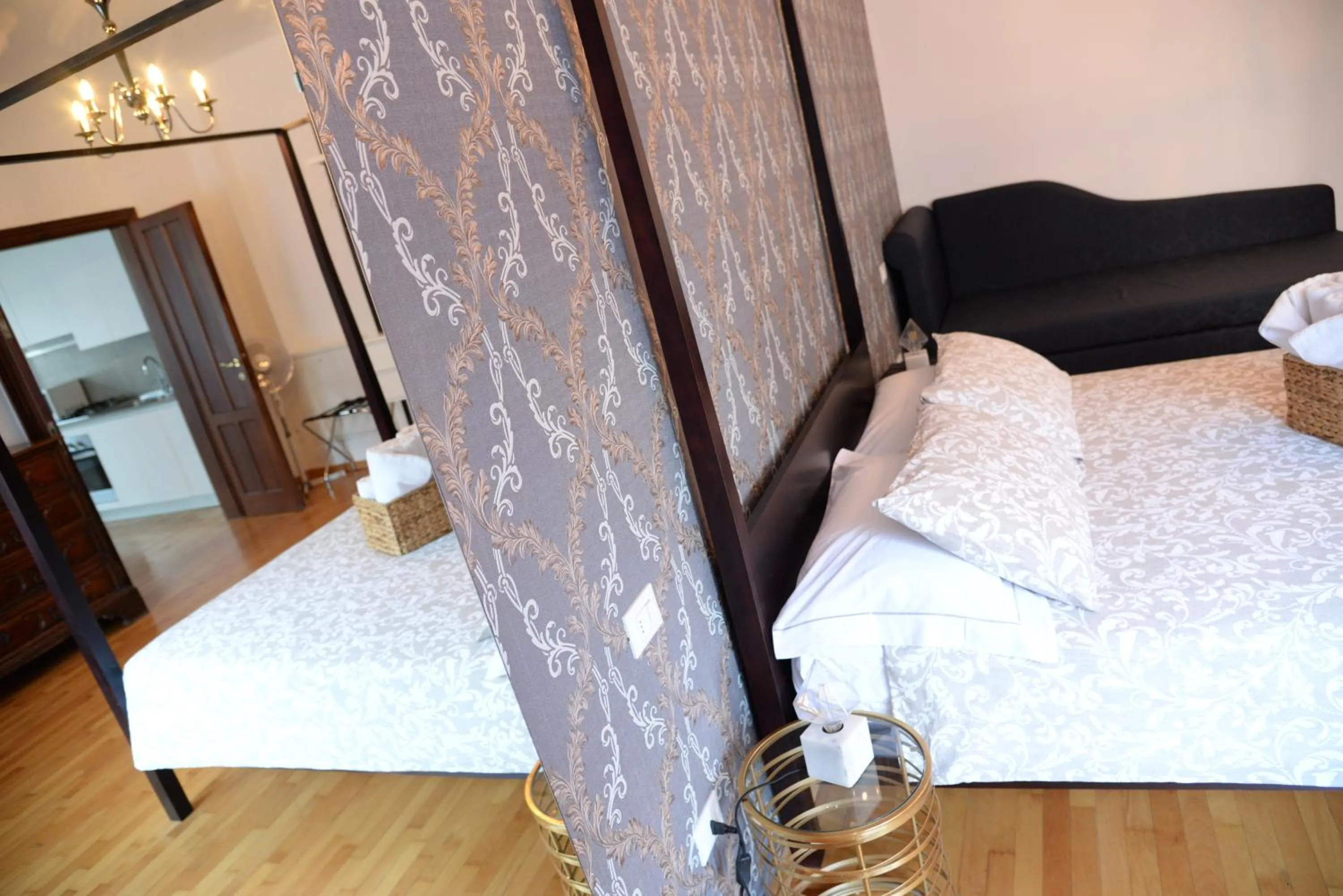 Bedroom, Bed in House of Trento - NO Reception