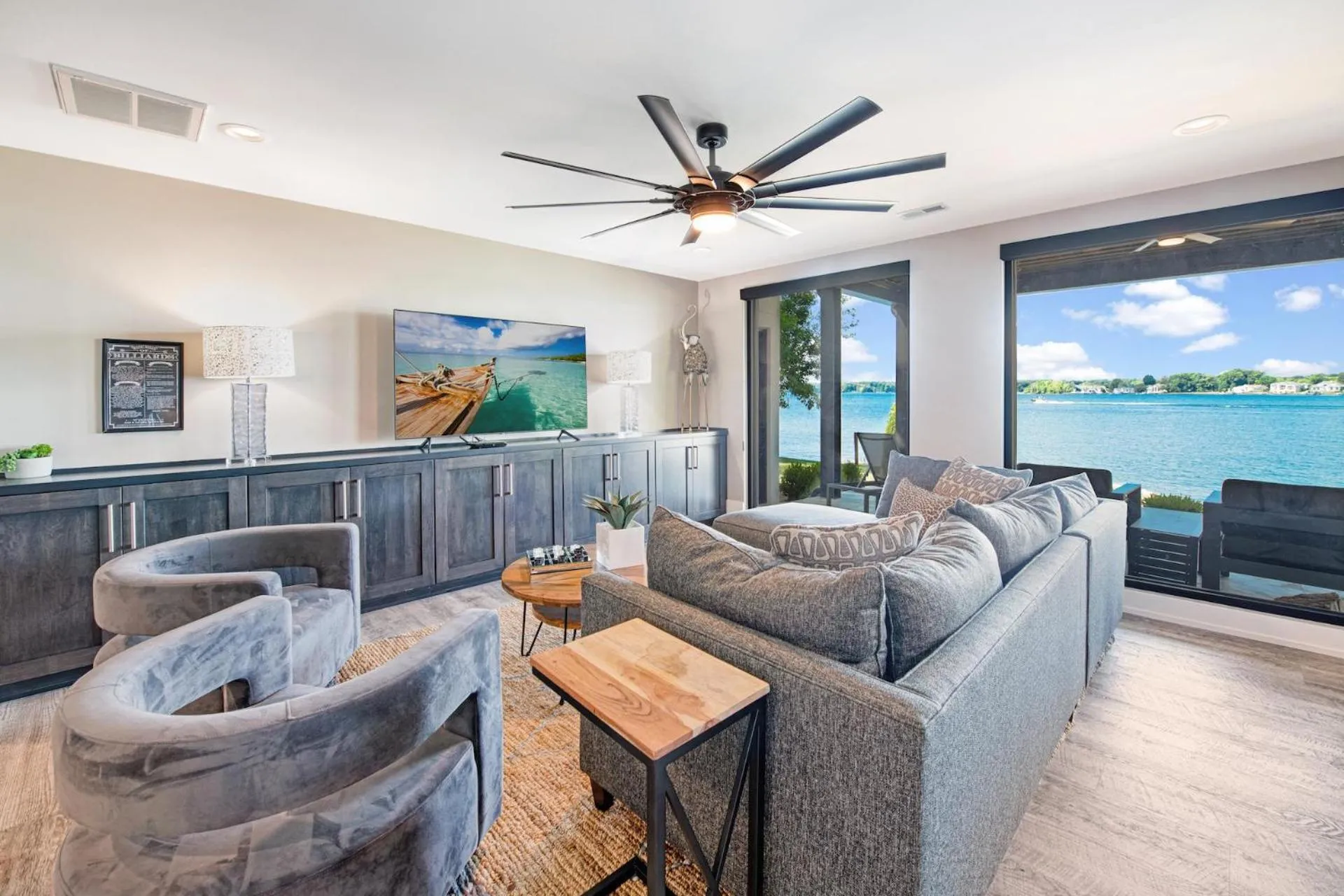 Sterling on Strawpocket