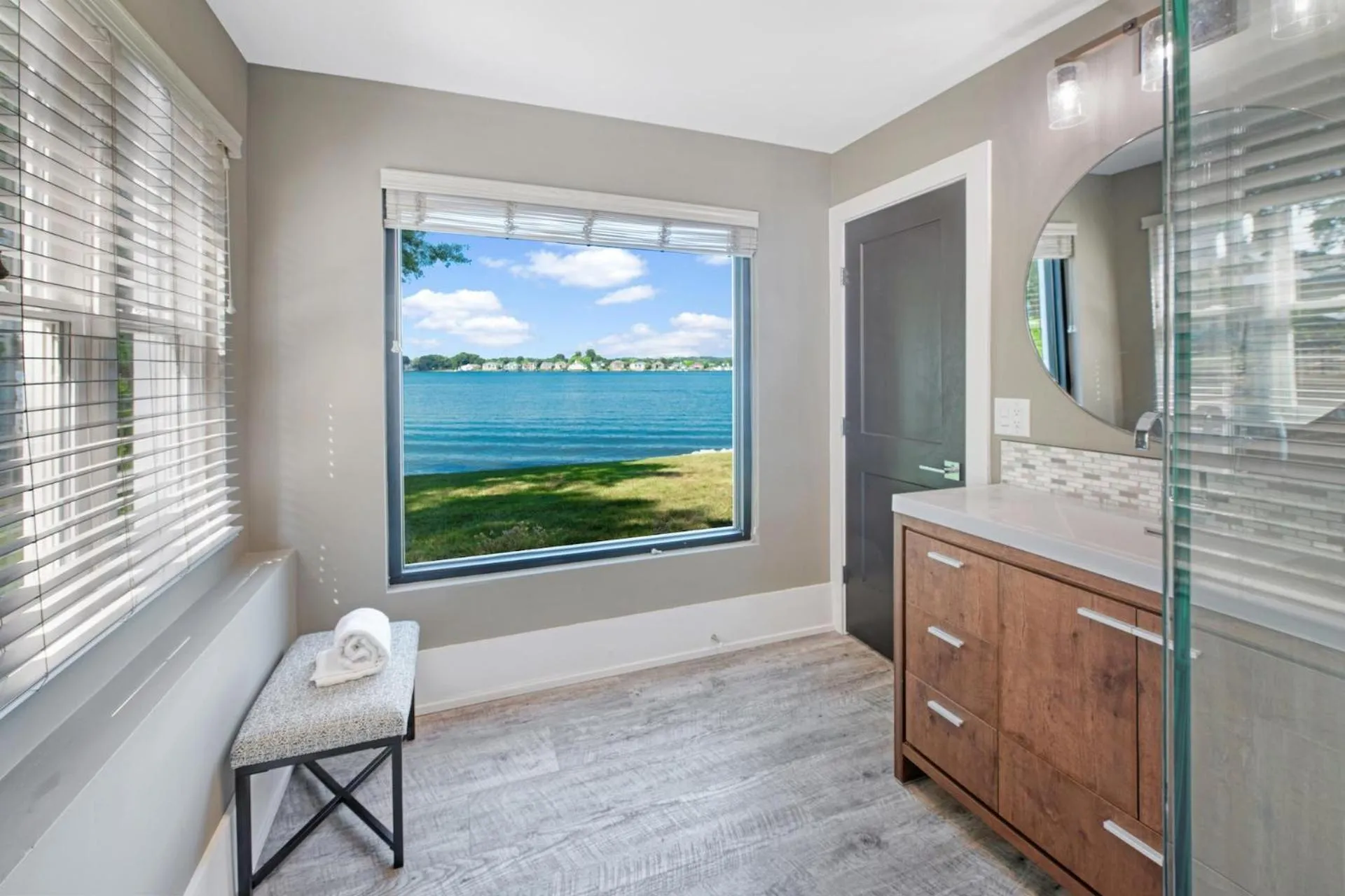 Sterling on Strawpocket