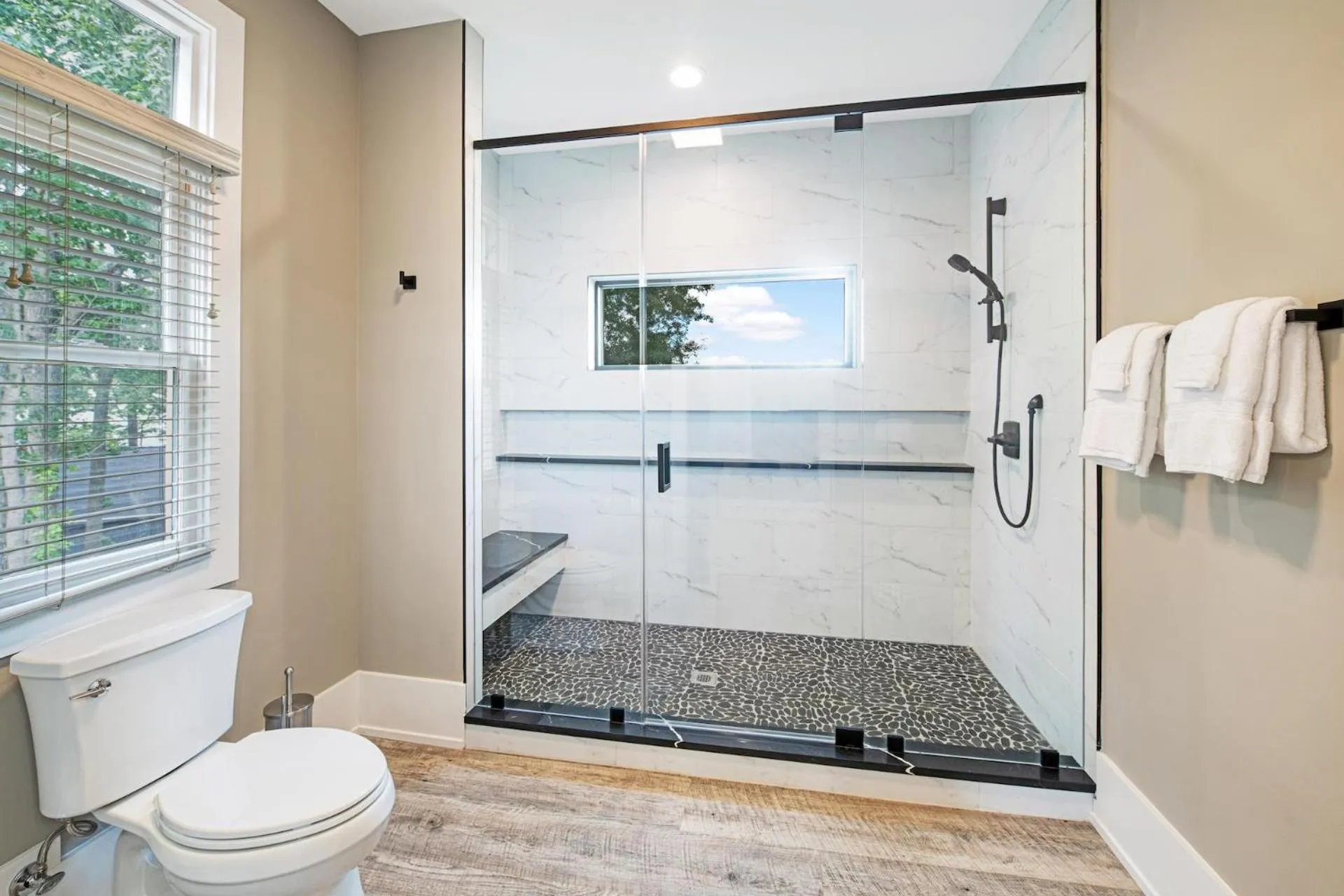 Sterling on Strawpocket