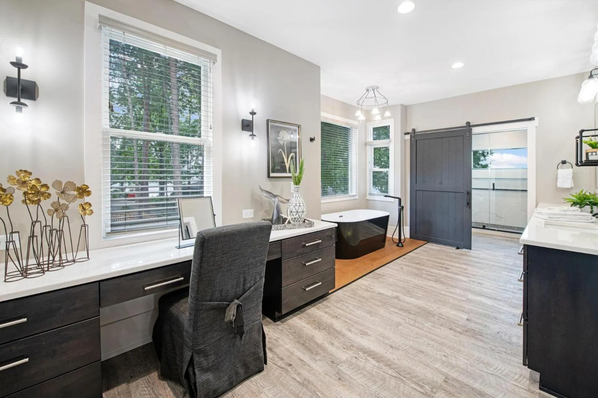 Sterling on Strawpocket