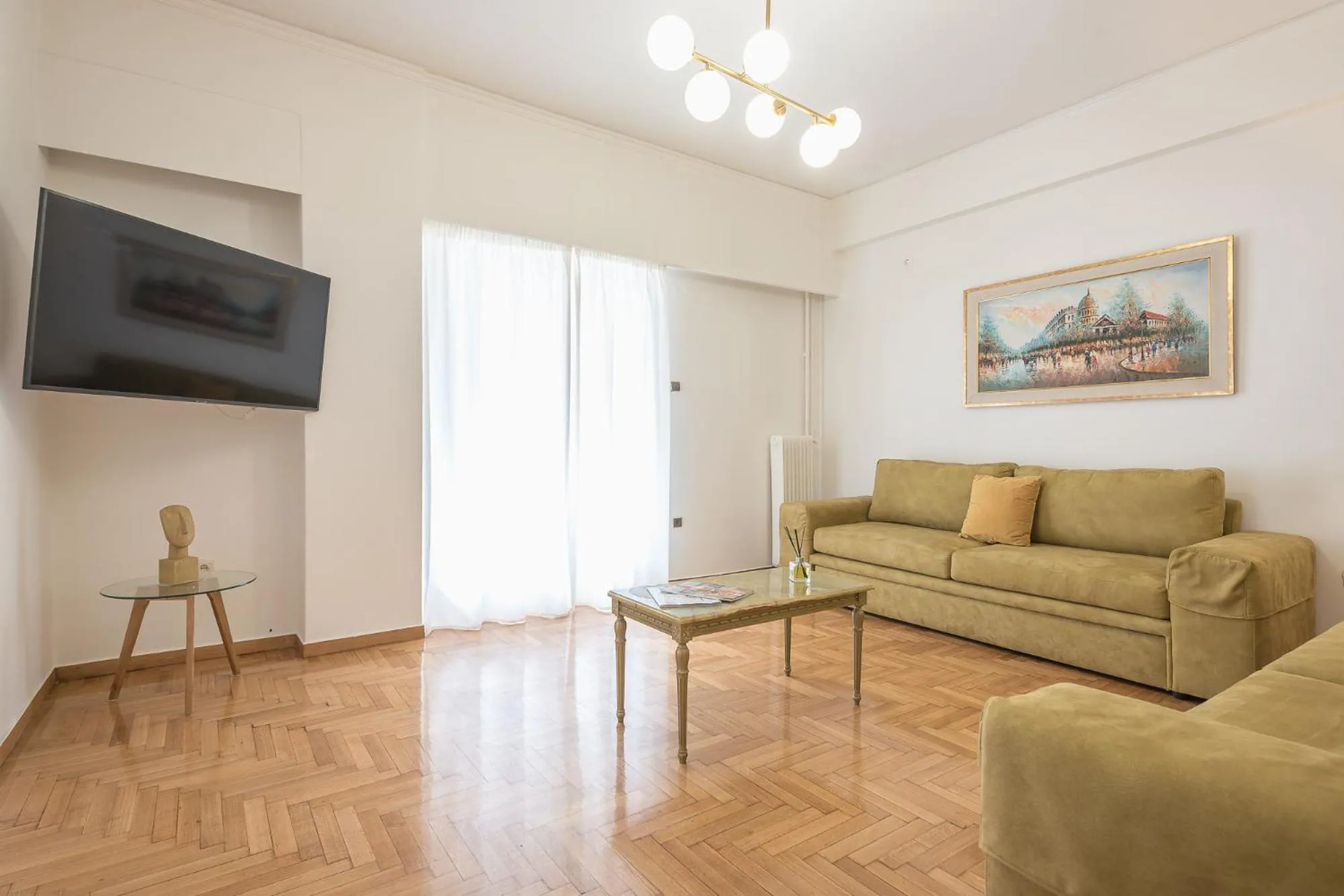 Victoria Majestic Suites Apartments