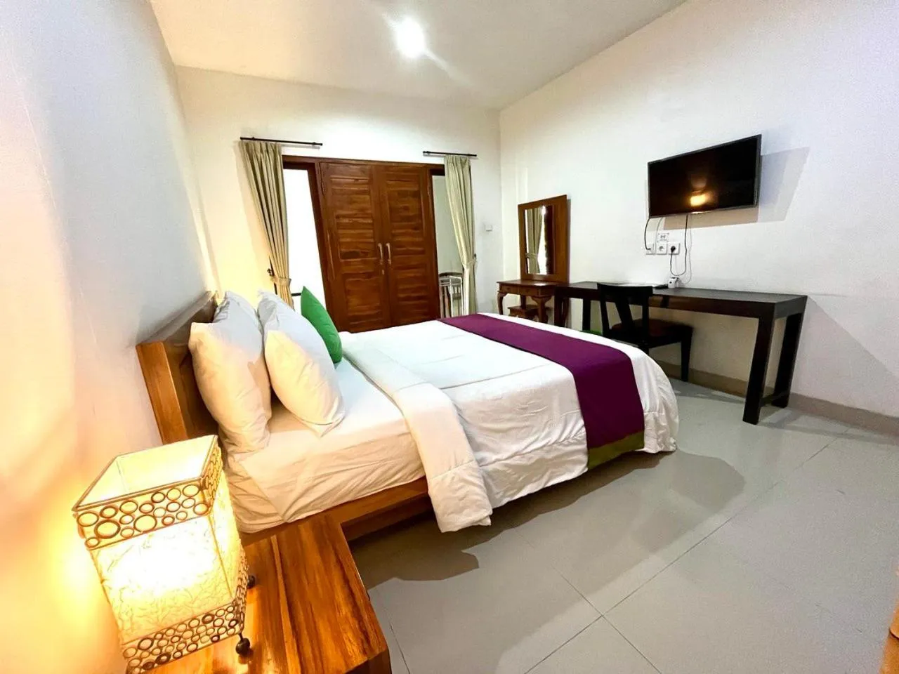 Bed in Pererenan nengah guest house canggu