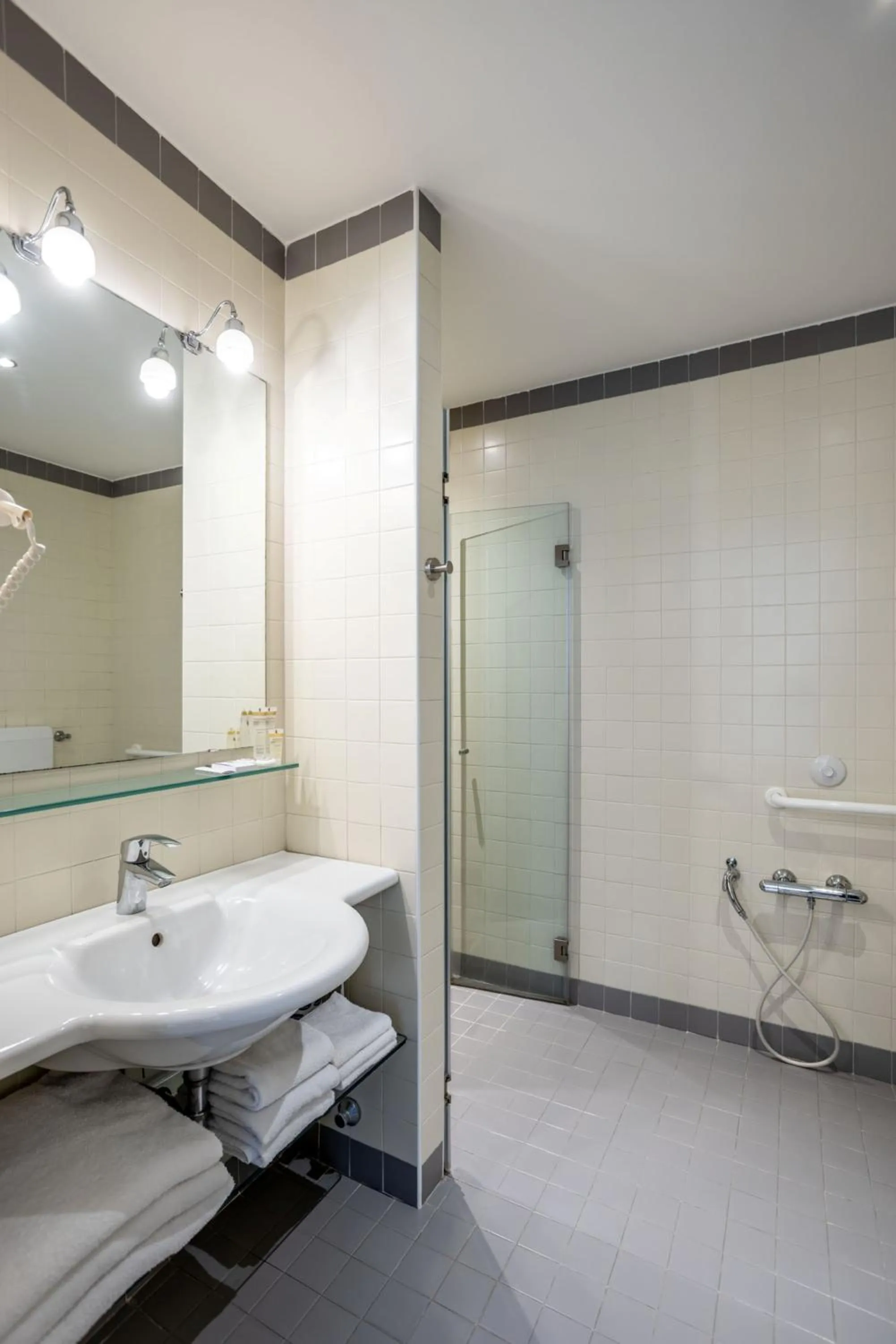 Bathroom in Stadio Hotel