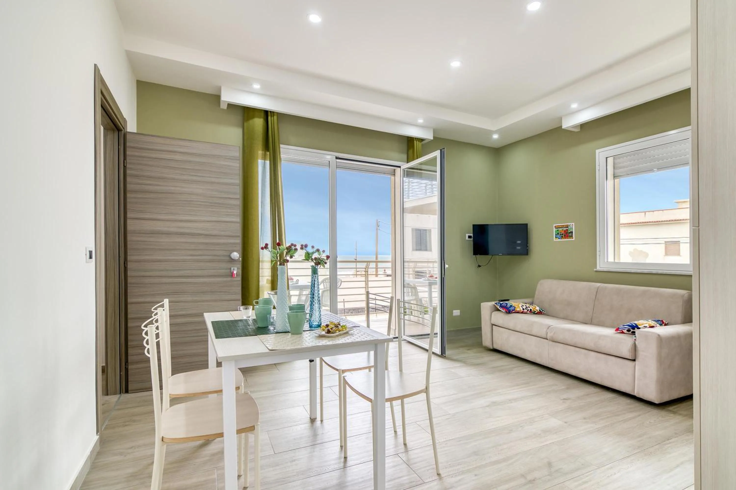 Corallo House 200m From The Sea - Happy Rentals
