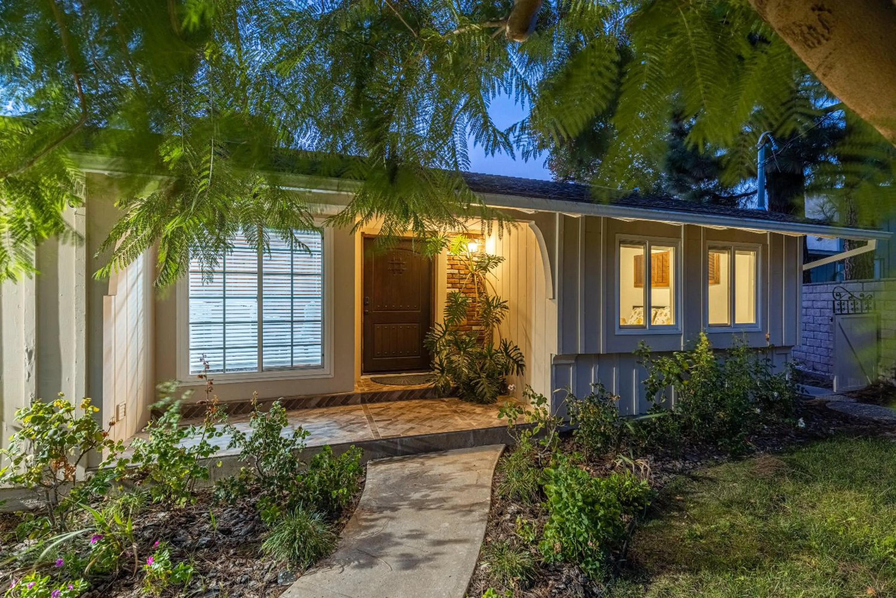 Spacious Home with Garden & Pool